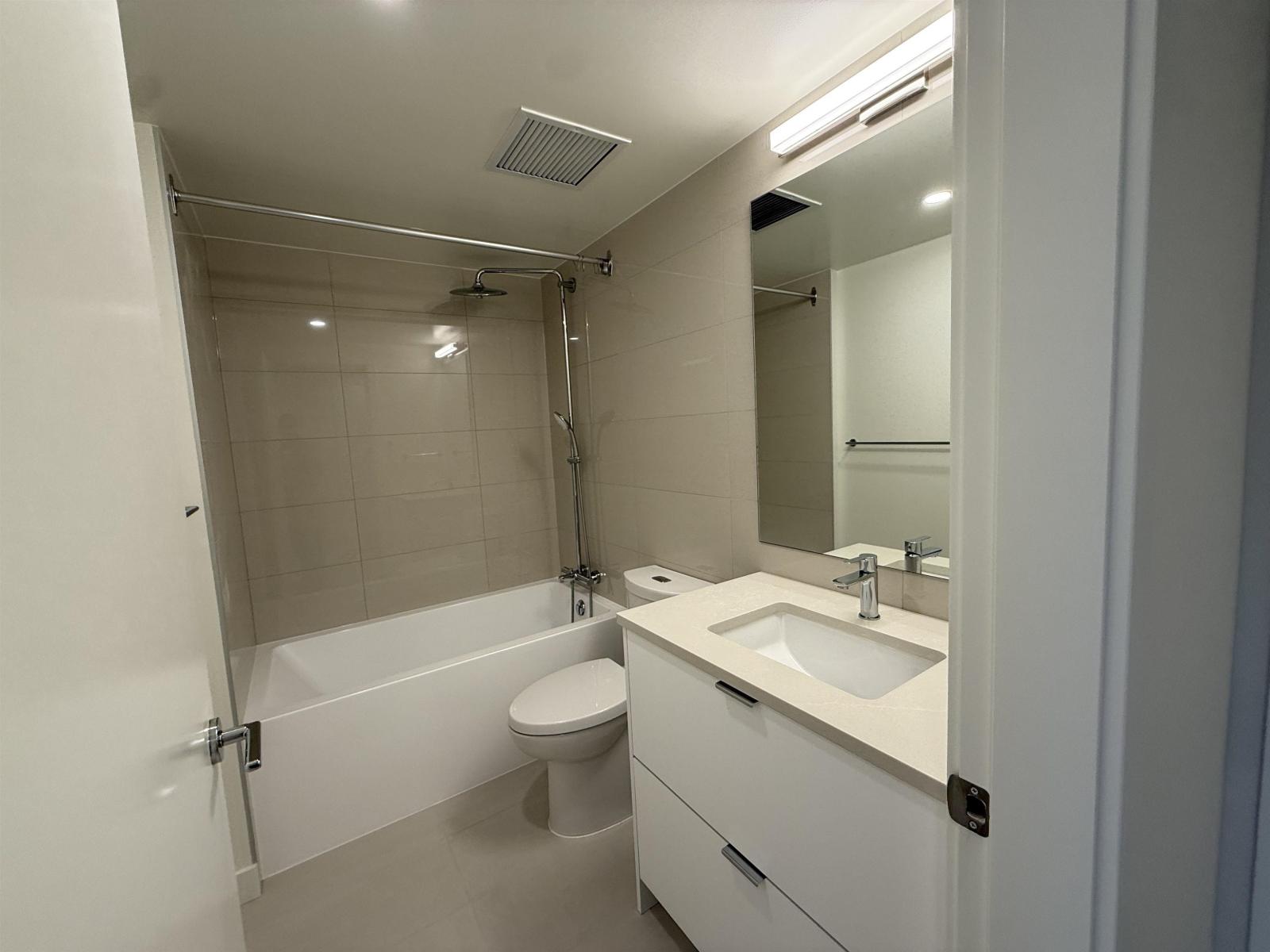 25** 13675 107a Avenue, Surrey, British Columbia  V3T 2H3 - Photo 9 - R3069217