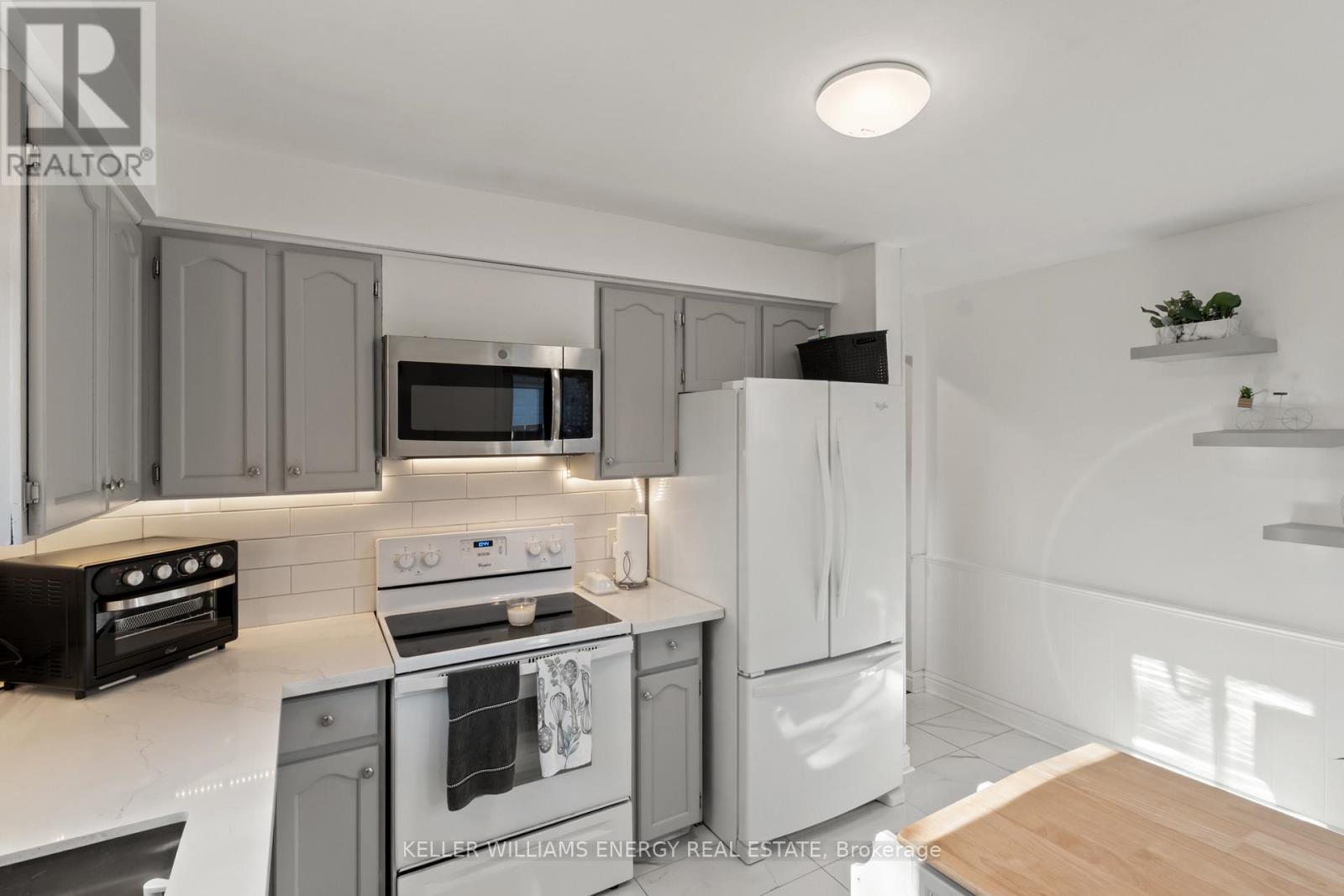 11 Hobbs Drive, Clarington, Ontario  L1C 3R8 - Photo 13 - E12567364