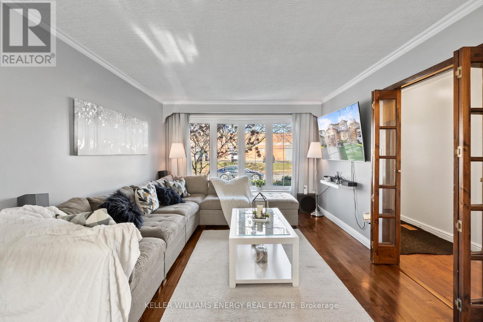 11 Hobbs Drive, Clarington, Ontario  L1C 3R8 - Photo 5 - E12567364