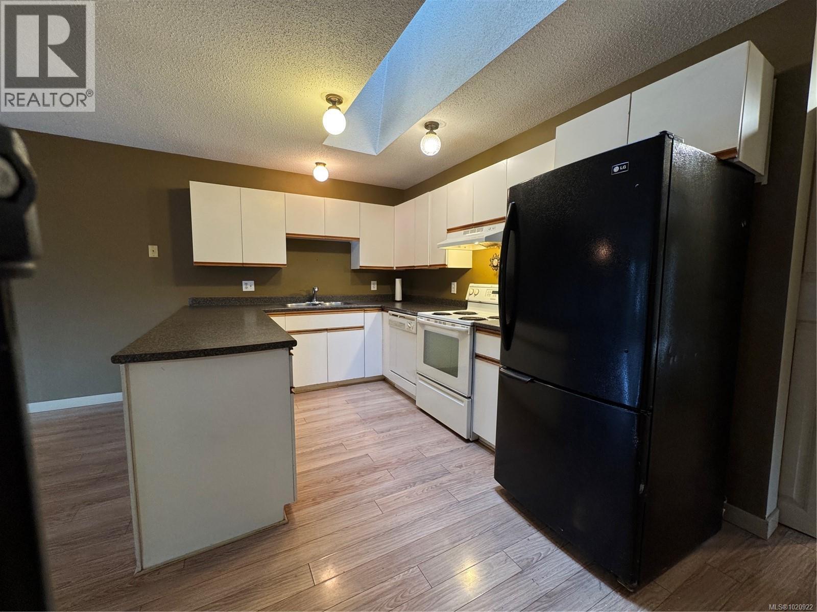 B 513 Erickson Rd, Campbell River, British Columbia V9W 1S8 - Photo 4 - 1020922