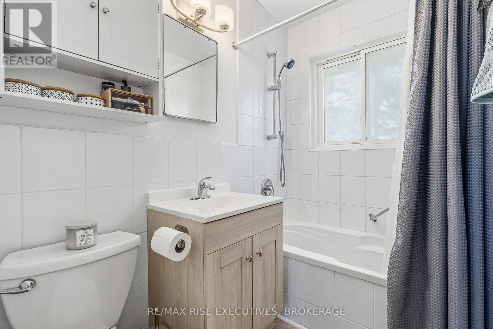 101 Park Crescent, Loyalist, Ontario  K7N 1L7 - Photo 15 - X12567430