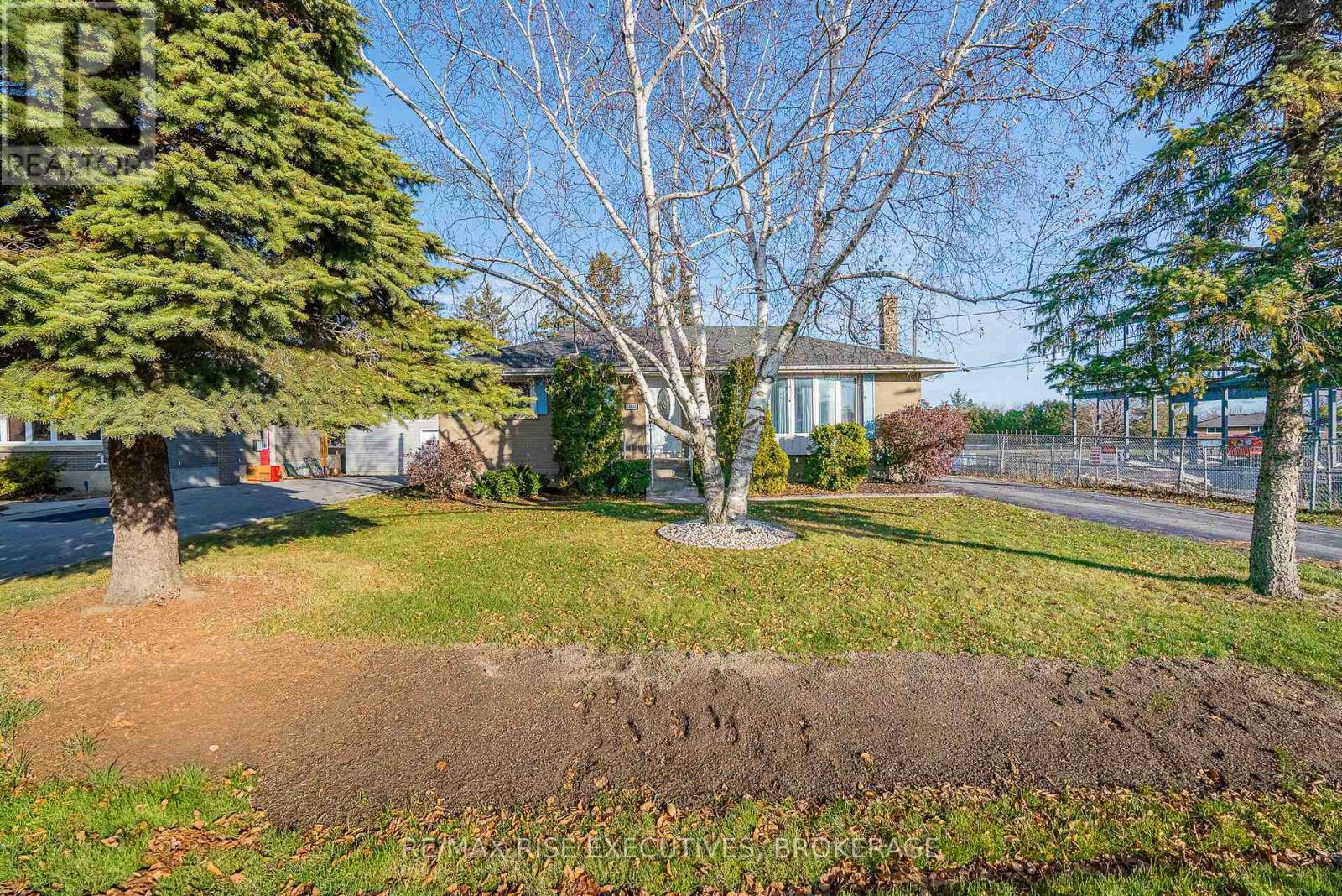 101 Park Crescent, Loyalist, Ontario  K7N 1L7 - Photo 30 - X12567430