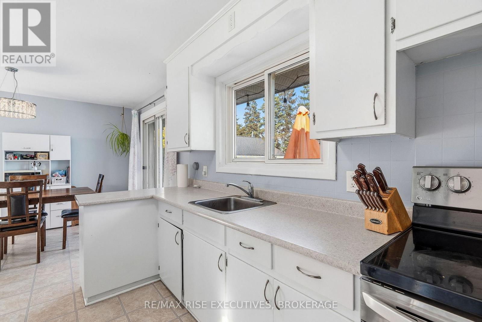 101 Park Crescent, Loyalist, Ontario  K7N 1L7 - Photo 9 - X12567430