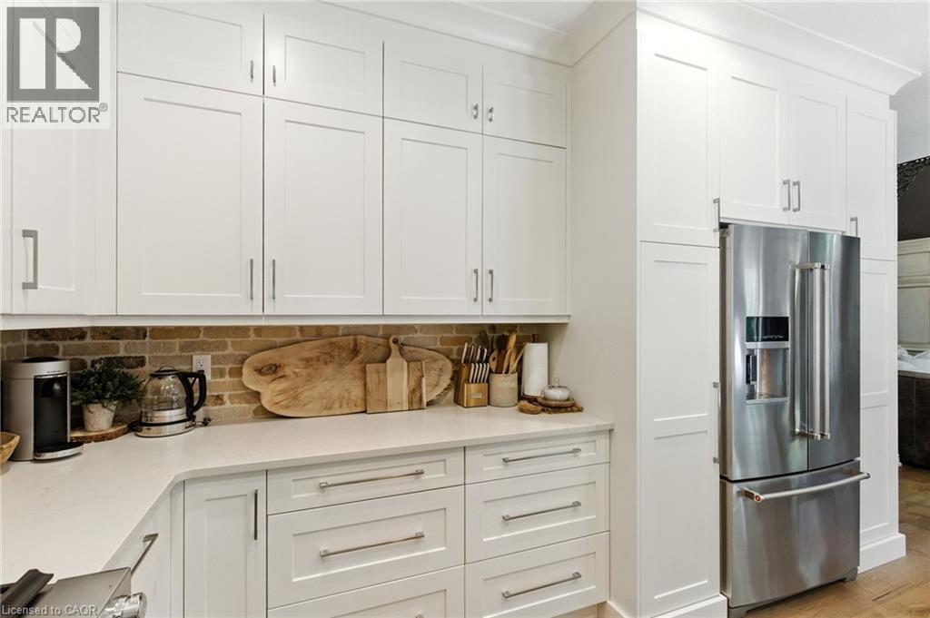 587 Sandcherry Drive, Burlington, Ontario  L7T 4L7 - Photo 14 - 40775883