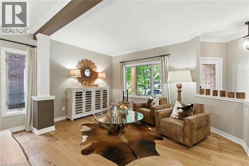 587 Sandcherry Drive, Burlington, Ontario  L7T 4L7 - Photo 5 - 40775883