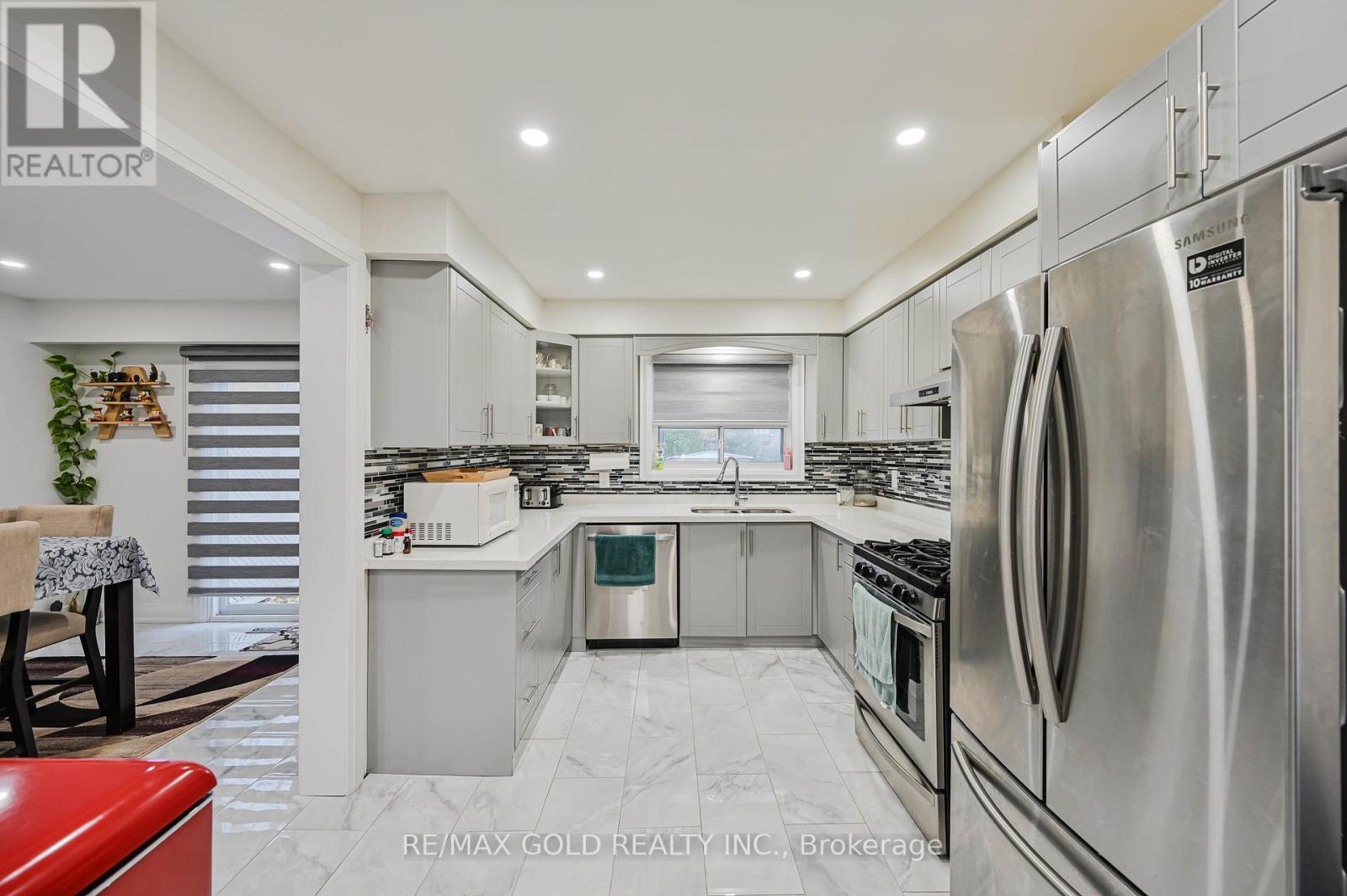 105 Skegby Road, Brampton, Ontario  L6V 2T8 - Photo 14 - W12498756