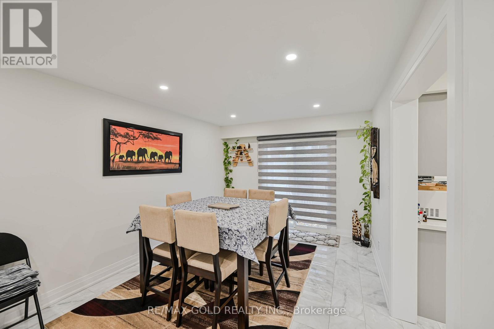 105 Skegby Road, Brampton, Ontario  L6V 2T8 - Photo 10 - W12498756