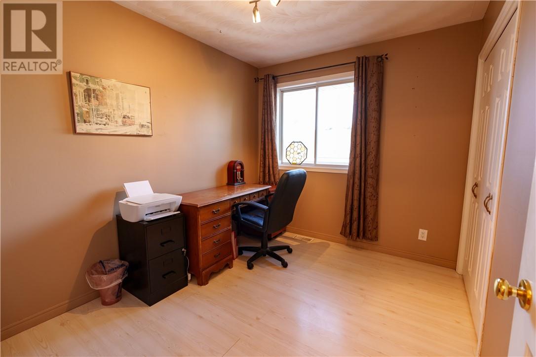 112 Ravina Avenue, Greater Sudbury, Ontario  P3L 1C2 - Photo 24 - 2125696