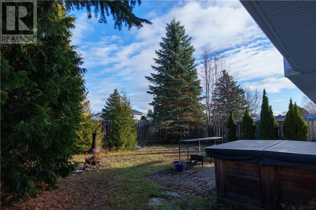 112 Ravina Avenue, Greater Sudbury, Ontario  P3L 1C2 - Photo 5 - 2125696