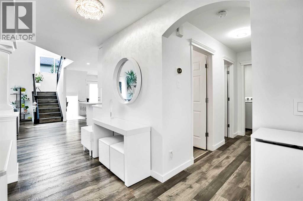 73 Elkton Way Sw, Calgary, Alberta  T3H 4Y9 - Photo 3 - A2263378