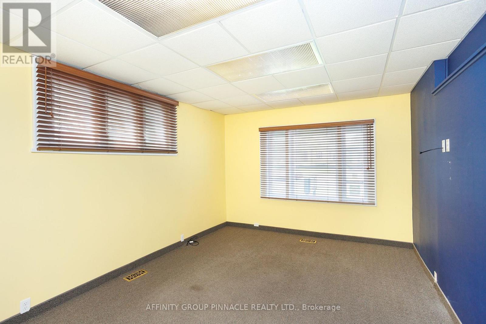 221 Kent Street W, Kawartha Lakes, Ontario  K9V 2Z1 - Photo 23 - X12567372