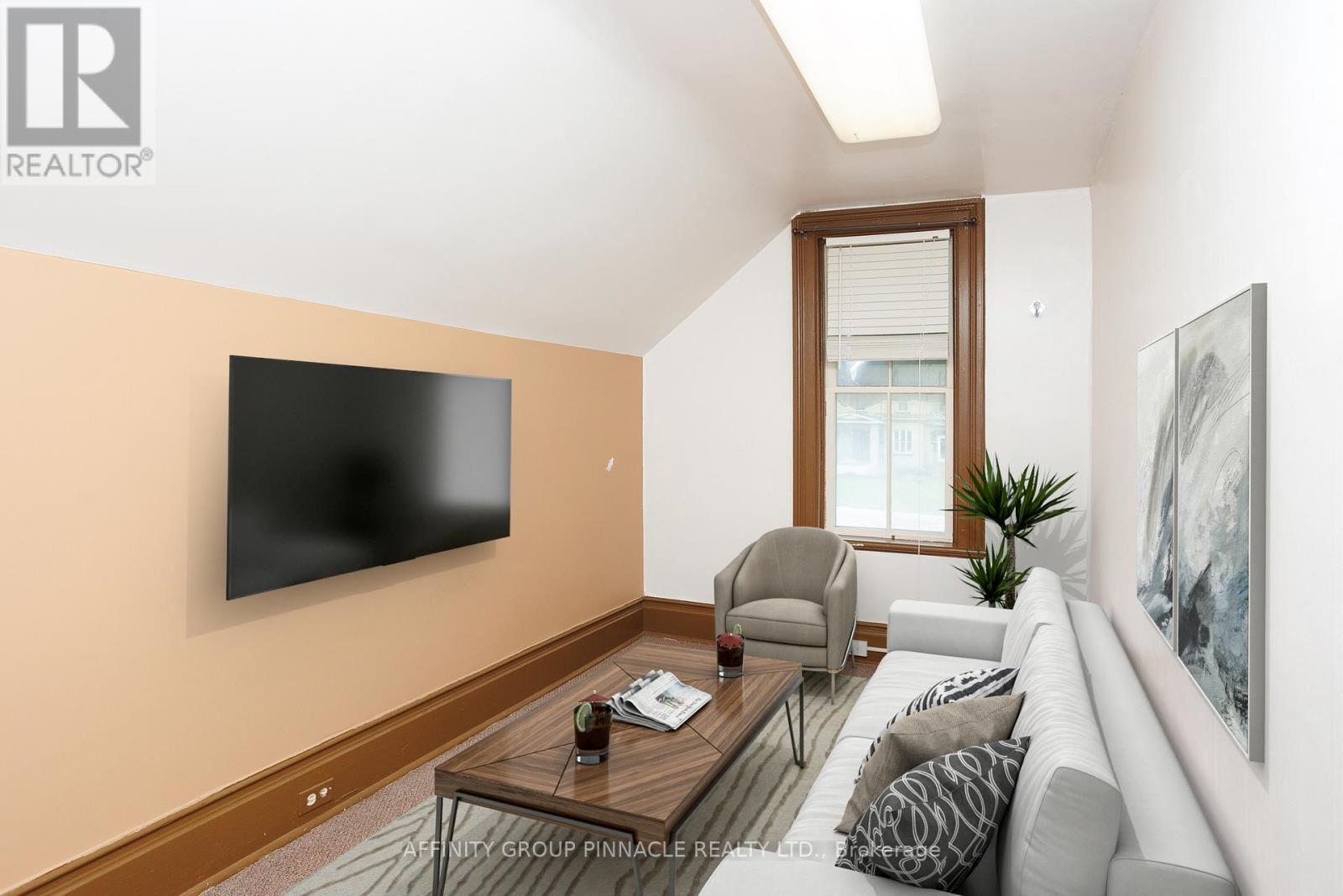 221 Kent Street W, Kawartha Lakes, Ontario  K9V 2Z1 - Photo 36 - X12567378