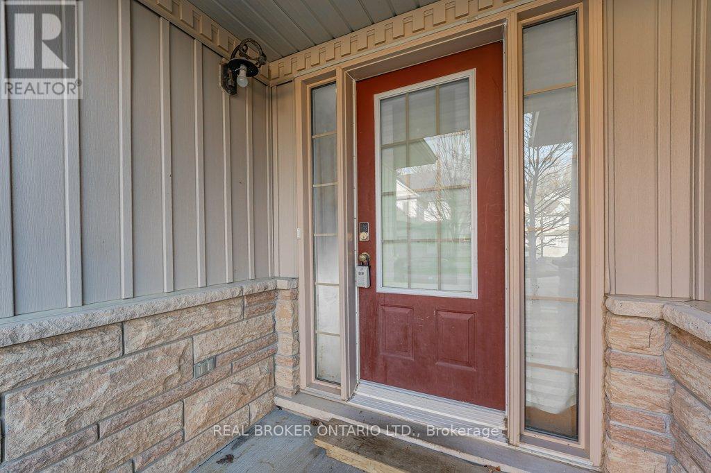 B11 - 110 Activa Avenue, Kitchener, Ontario  N2E 4K4 - Photo 3 - X12567278