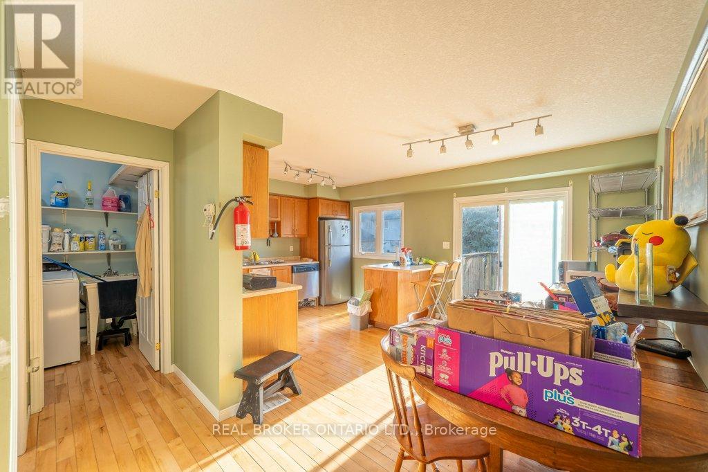 B11 - 110 Activa Avenue, Kitchener, Ontario  N2E 4K4 - Photo 4 - X12567278