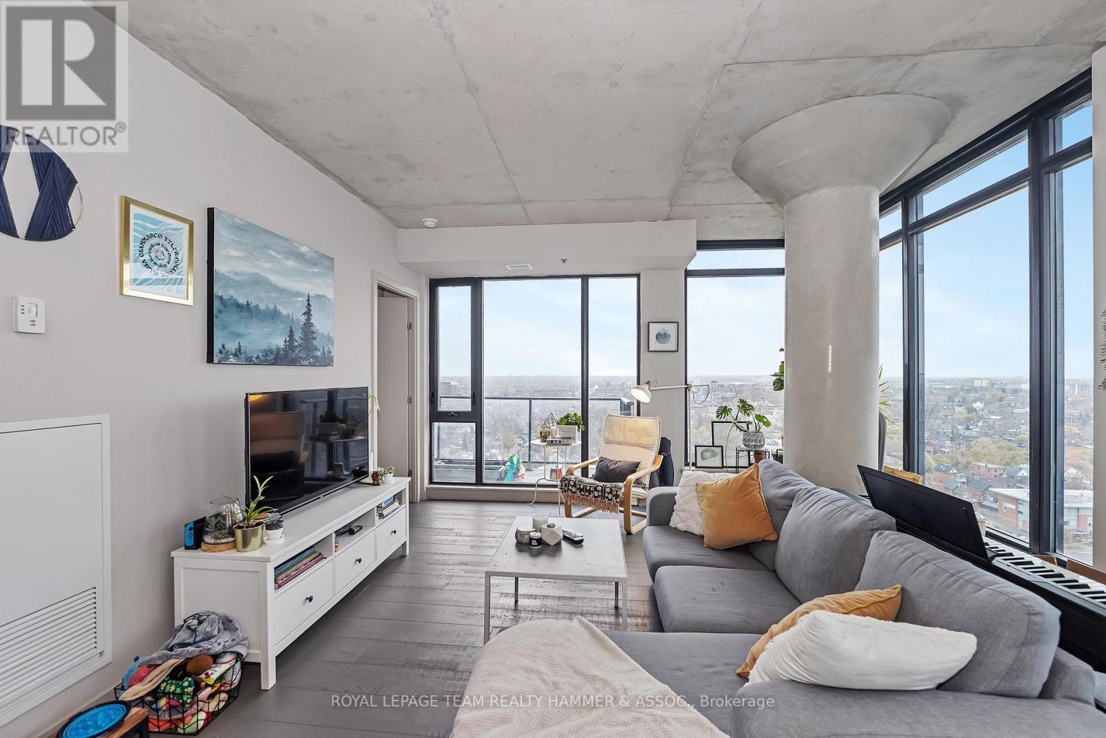 1803 - 203 Catherine Street, Ottawa, Ontario  K2P 1J5 - Photo 3 - X12567380