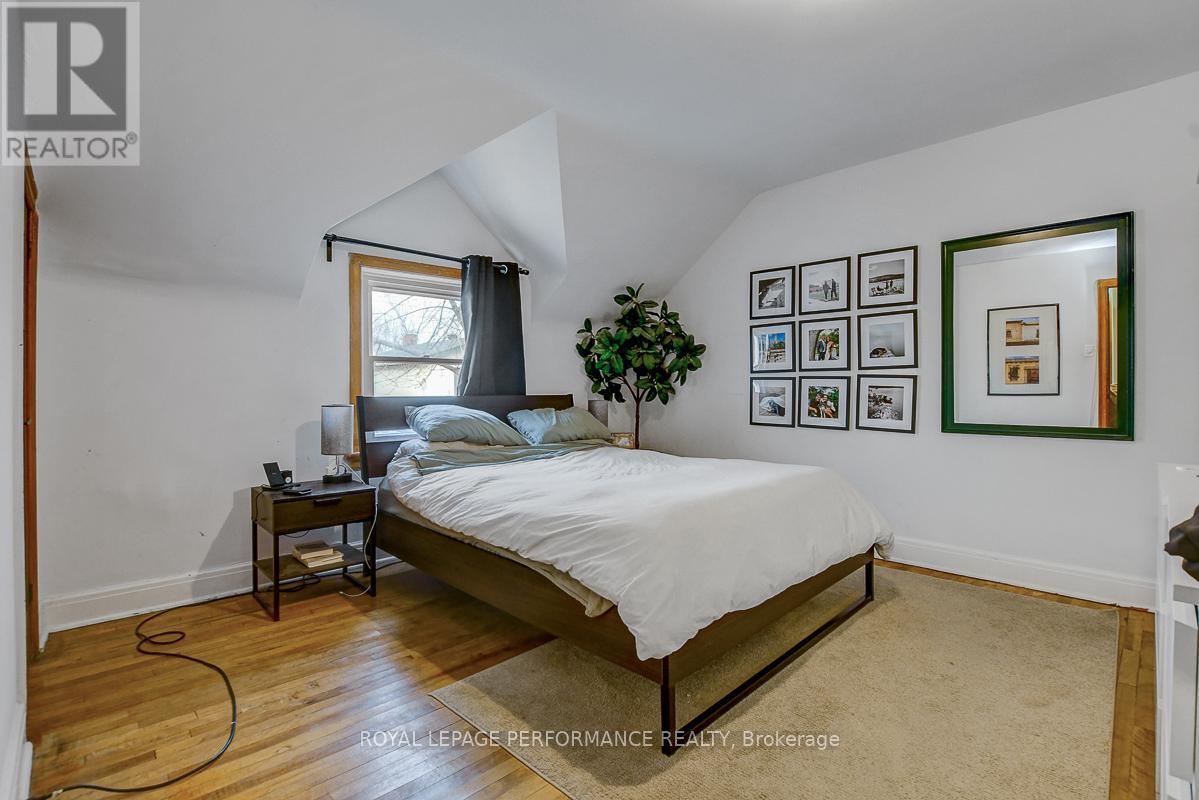224 Armstrong Street, Ottawa, Ontario  K1Y 2W4 - Photo 11 - X12567416