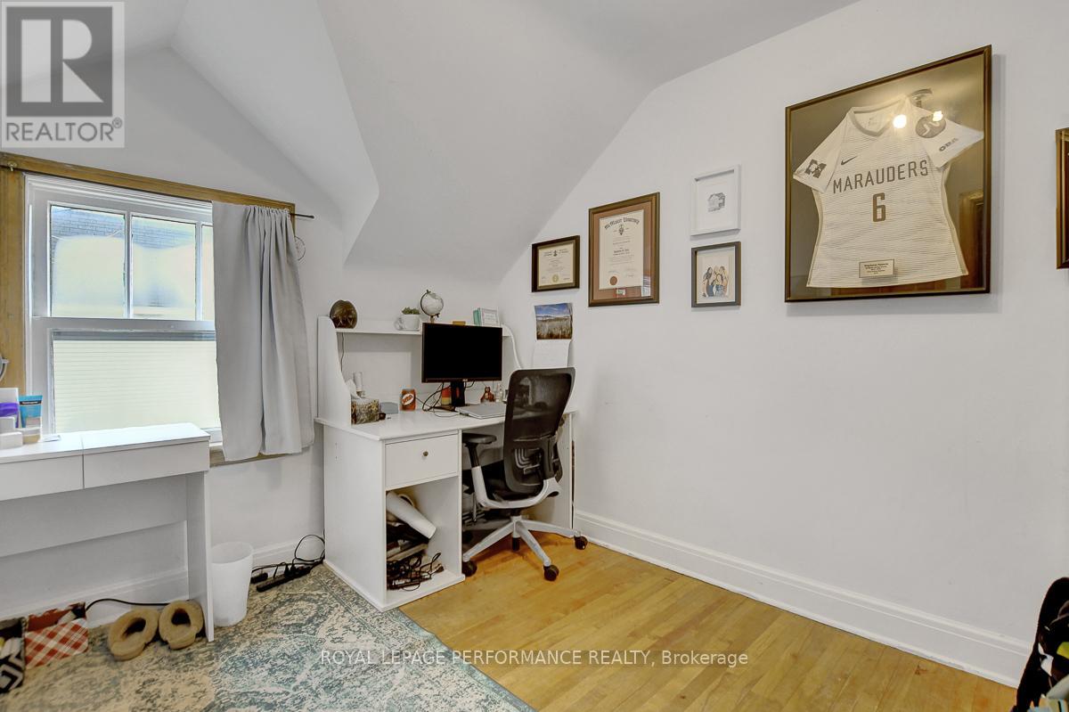 224 Armstrong Street, Ottawa, Ontario  K1Y 2W4 - Photo 13 - X12567416