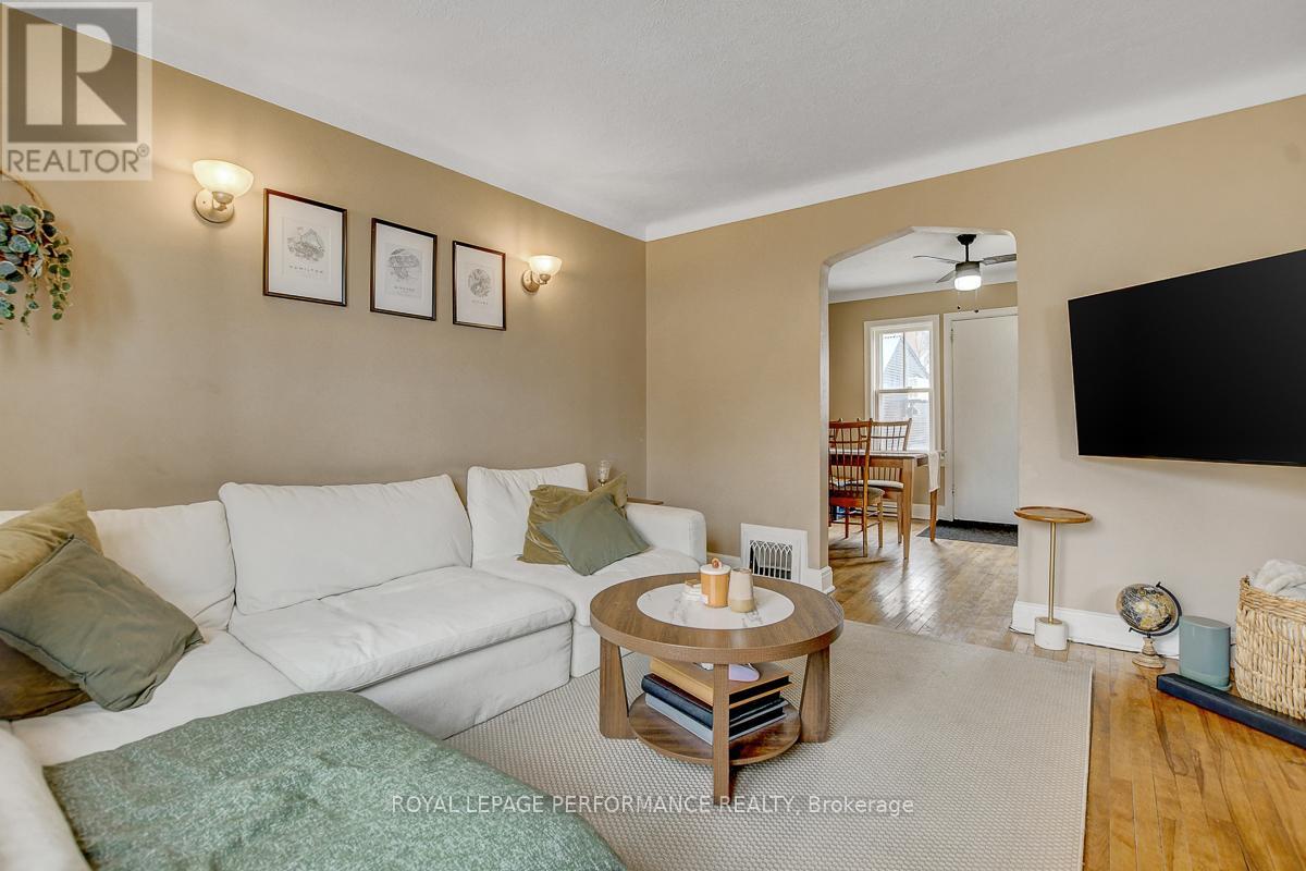 224 Armstrong Street, Ottawa, Ontario  K1Y 2W4 - Photo 6 - X12567416