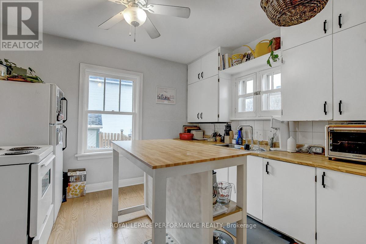 224 Armstrong Street, Ottawa, Ontario  K1Y 2W4 - Photo 9 - X12567416