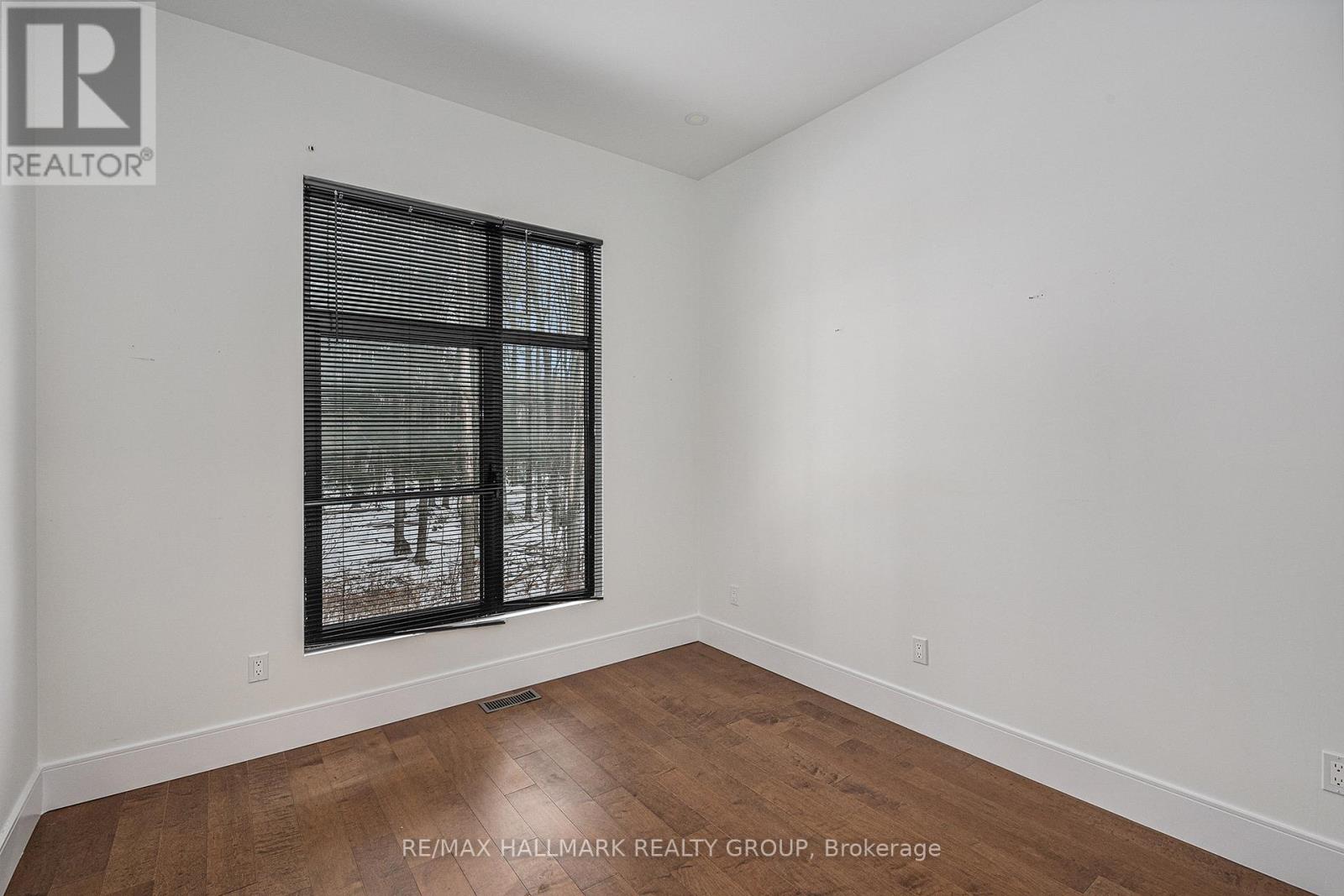 132 Robert Taite Drive, Ottawa, Ontario  K4C 1A9 - Photo 18 - X12567456