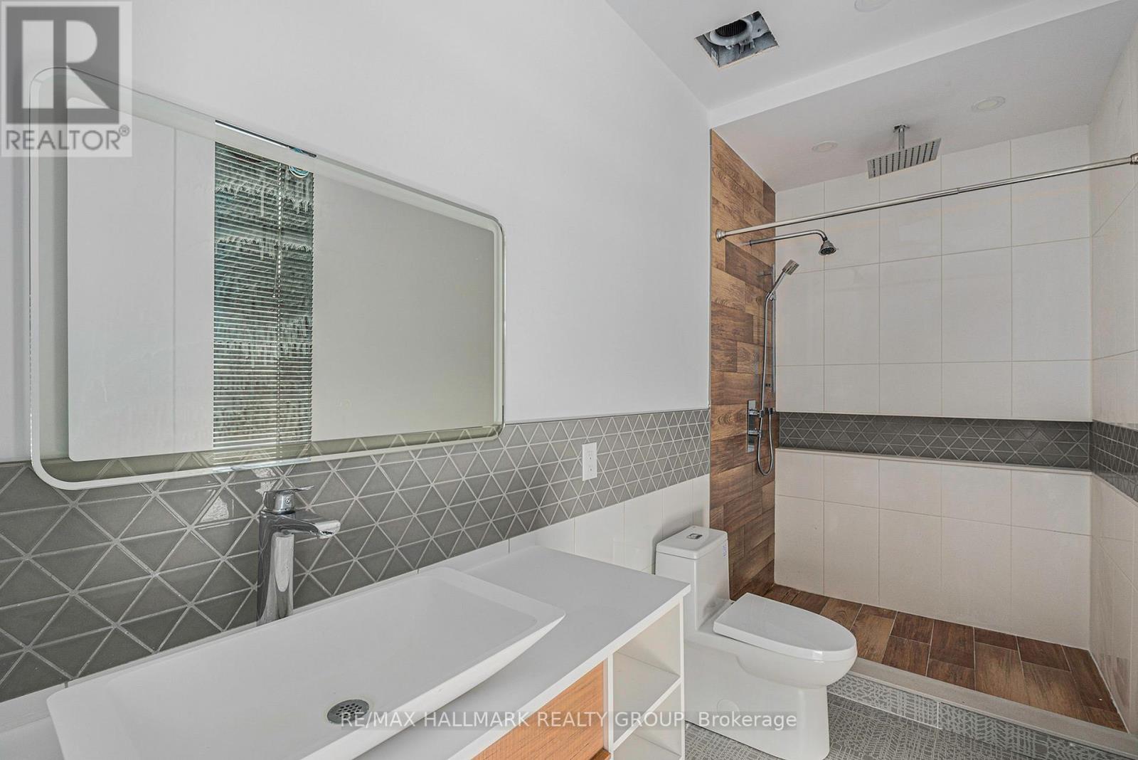 132 Robert Taite Drive, Ottawa, Ontario  K4C 1A9 - Photo 31 - X12567456