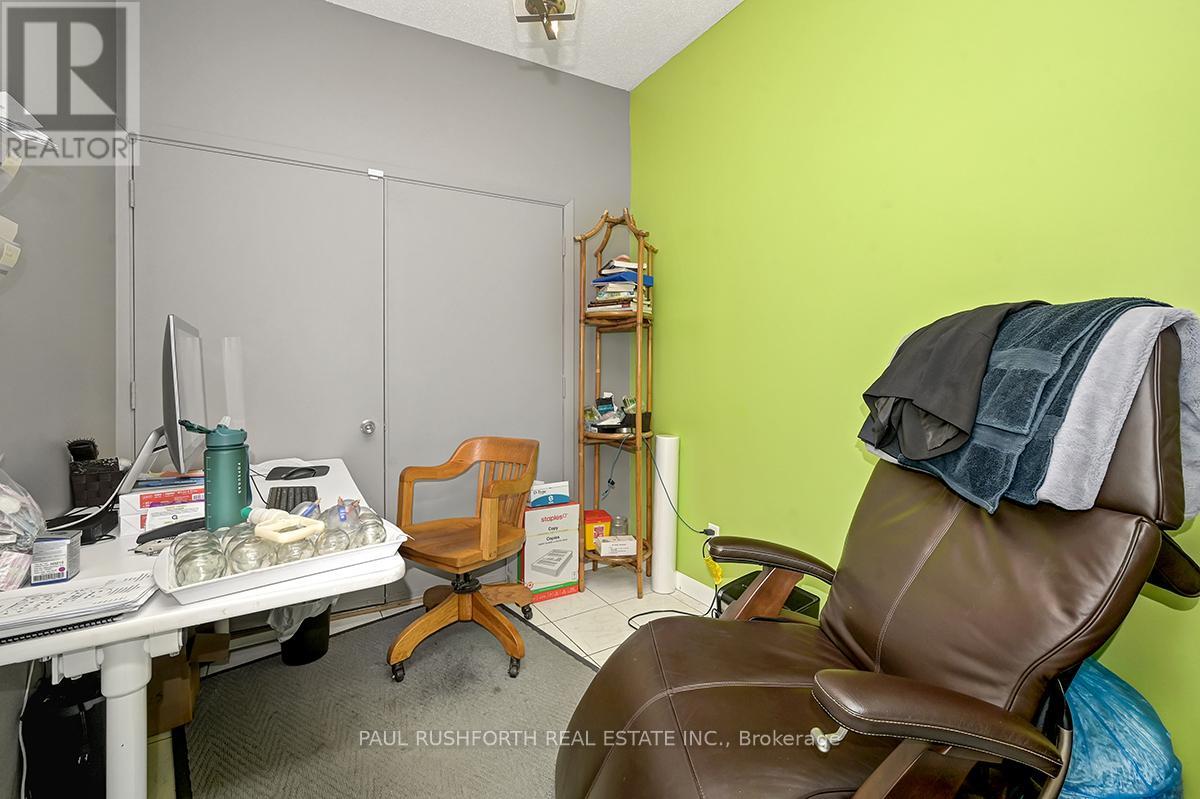 2054 St. Joseph Boulevard, Ottawa, Ontario  K1C 1E6 - Photo 19 - X12567464