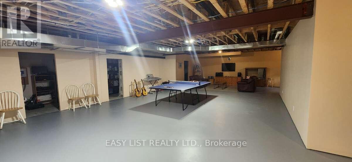 110 Monck Square, Laurentian Hills, Ontario  K0J 1P0 - Photo 23 - X12567468