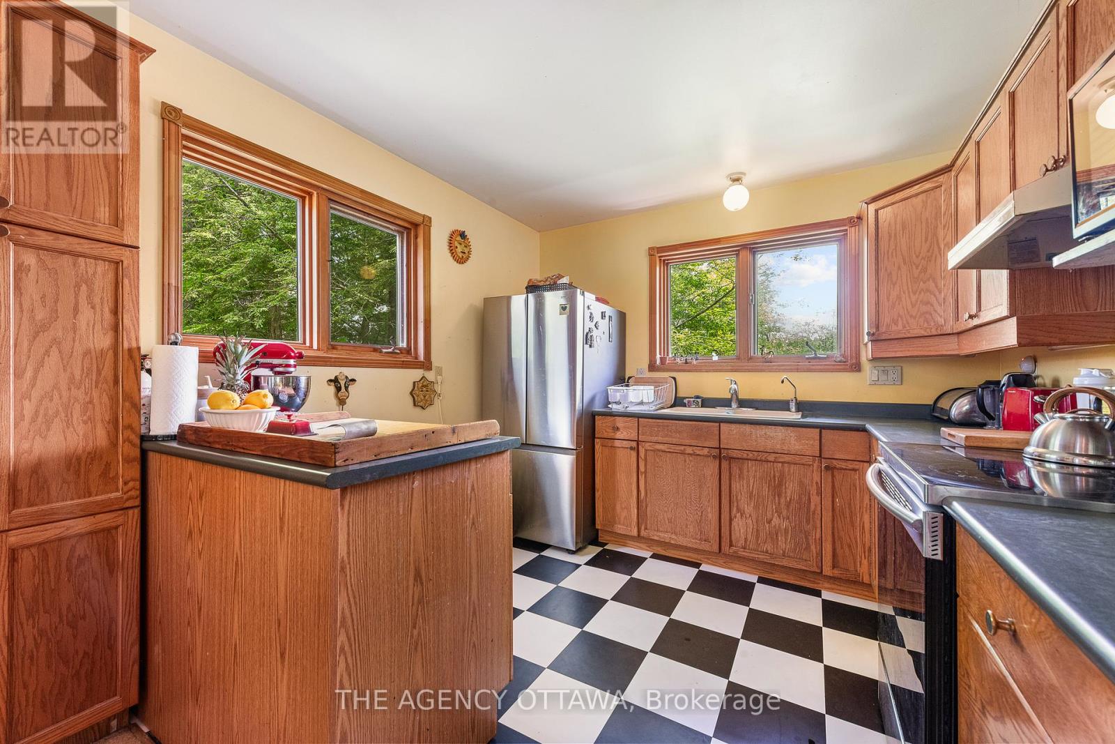 4321 Calabogie Road, Greater Madawaska, Ontario  K0J 1H0 - Photo 12 - X12479147