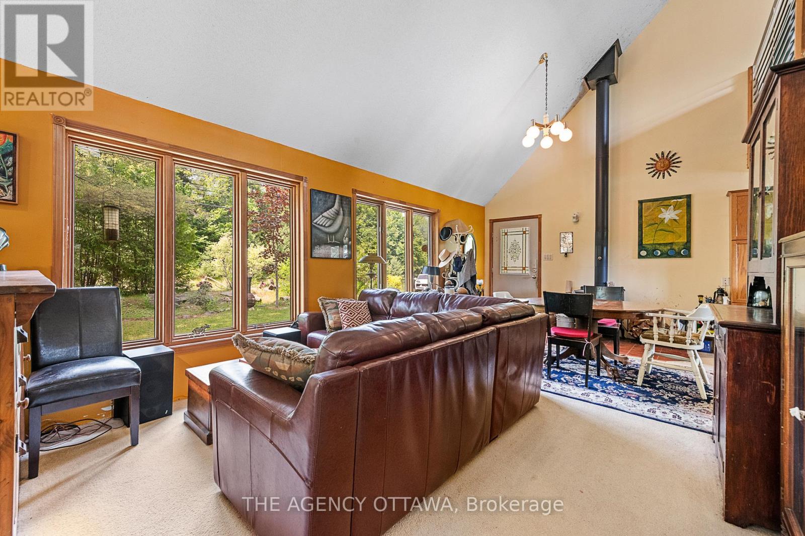 4321 Calabogie Road, Greater Madawaska, Ontario  K0J 1H0 - Photo 17 - X12479147