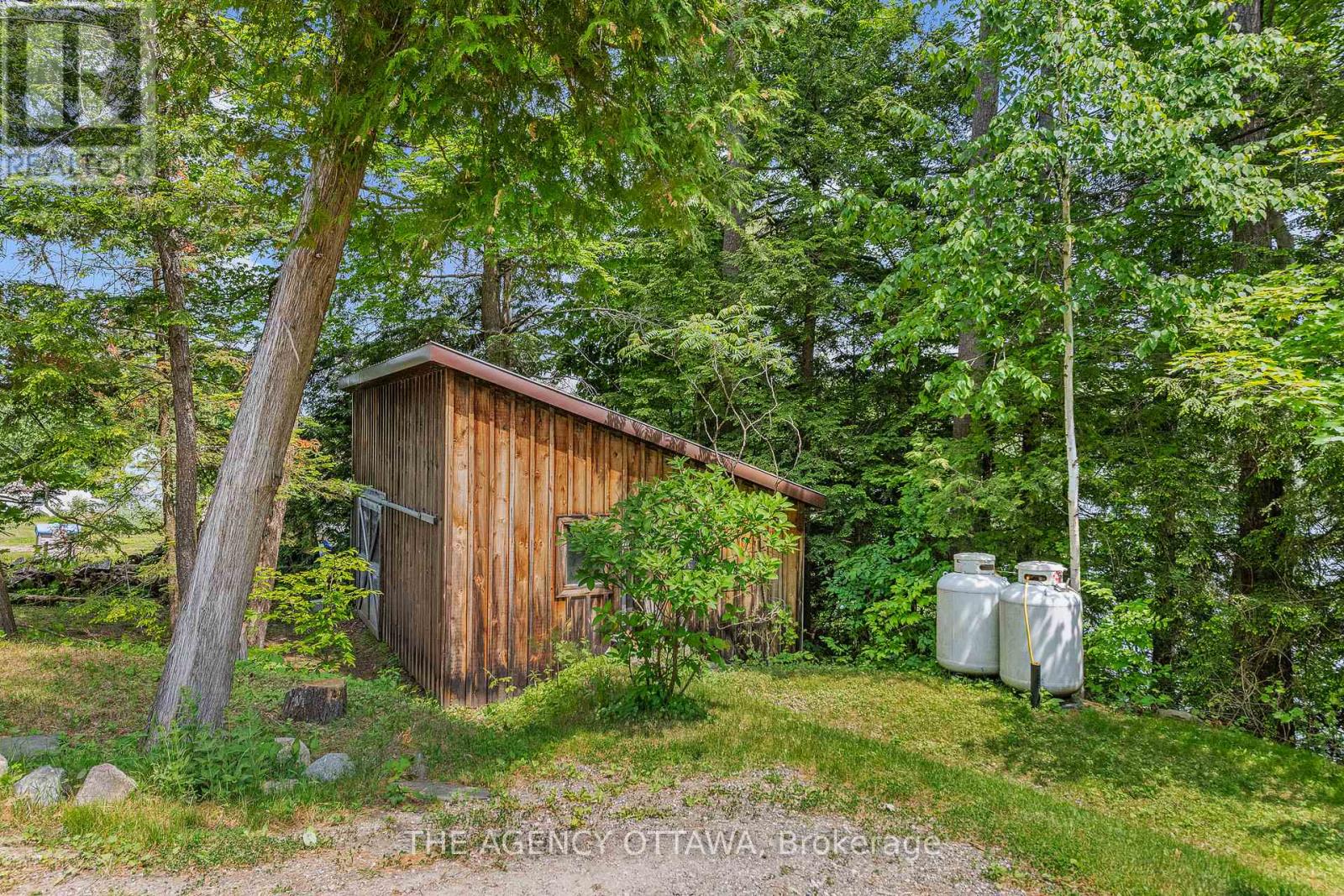 4321 Calabogie Road, Greater Madawaska, Ontario  K0J 1H0 - Photo 38 - X12479147