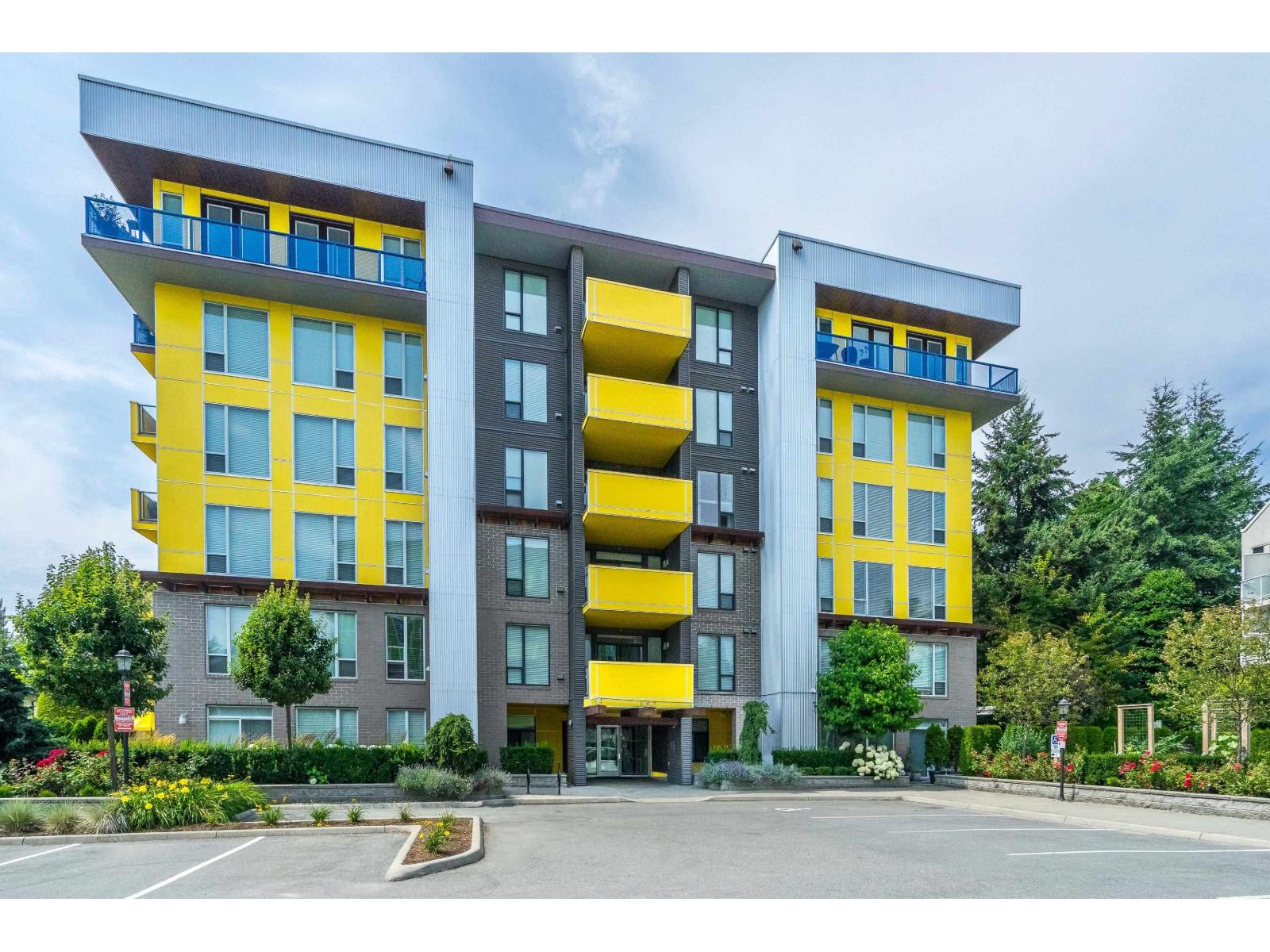 307 2555 Ware Street, Abbotsford, British Columbia  V2S 0J4 - Photo 2 - R3069260