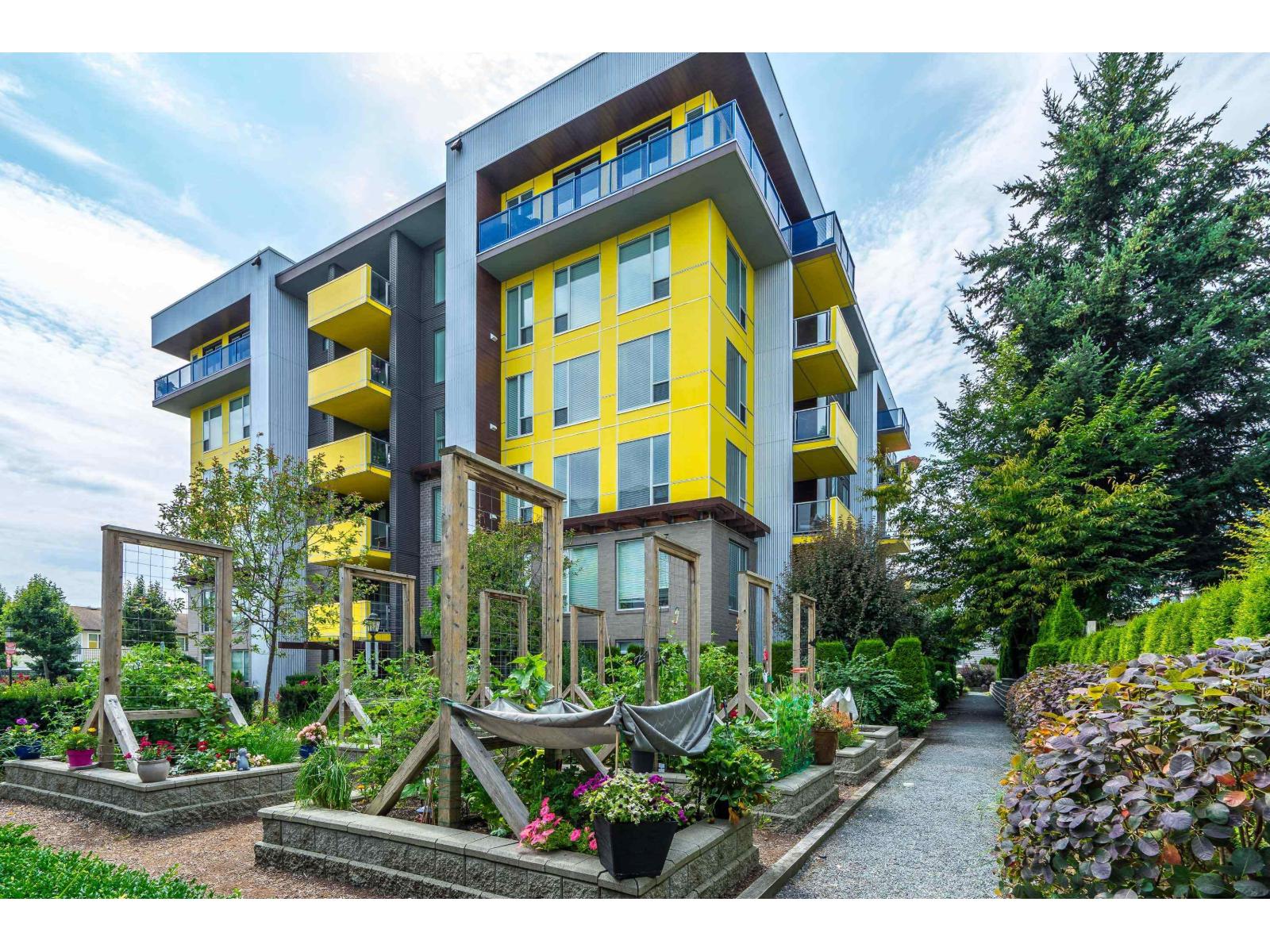 307 2555 Ware Street, Abbotsford, British Columbia  V2S 0J4 - Photo 3 - R3069260