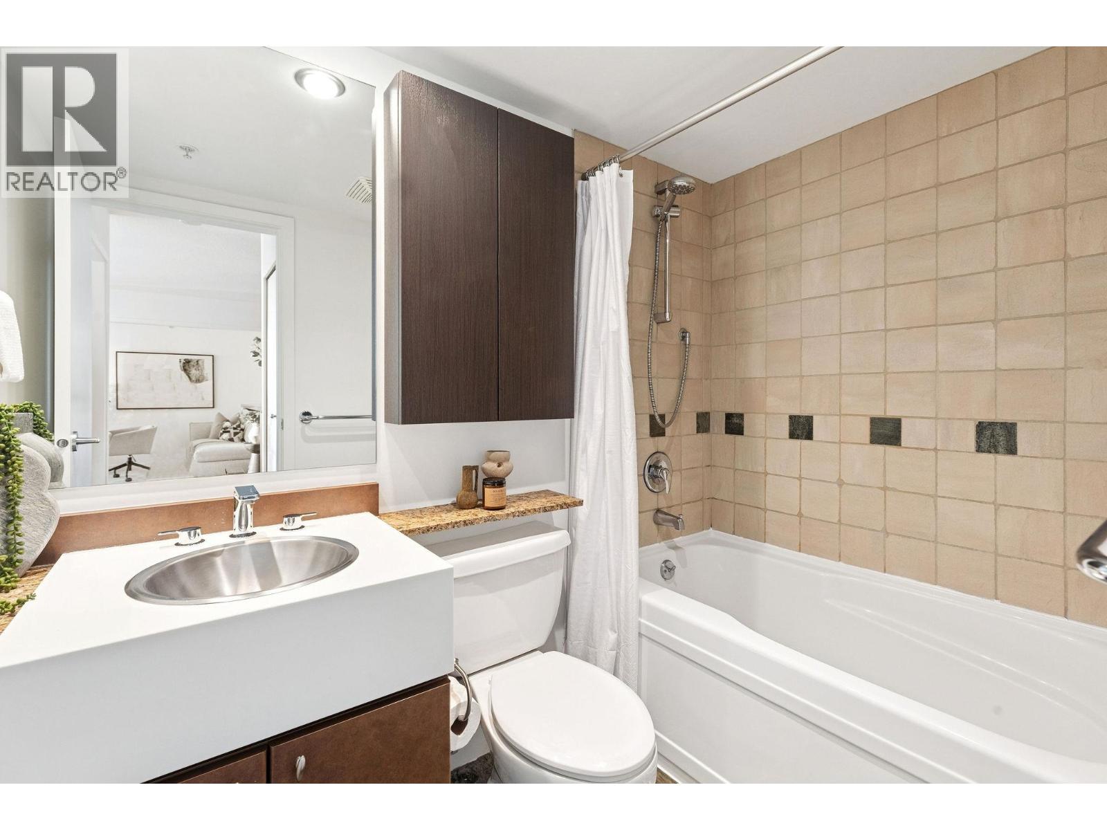 1705 1438 Richards Street, Vancouver, British Columbia  V6Z 3B8 - Photo 18 - R3064626