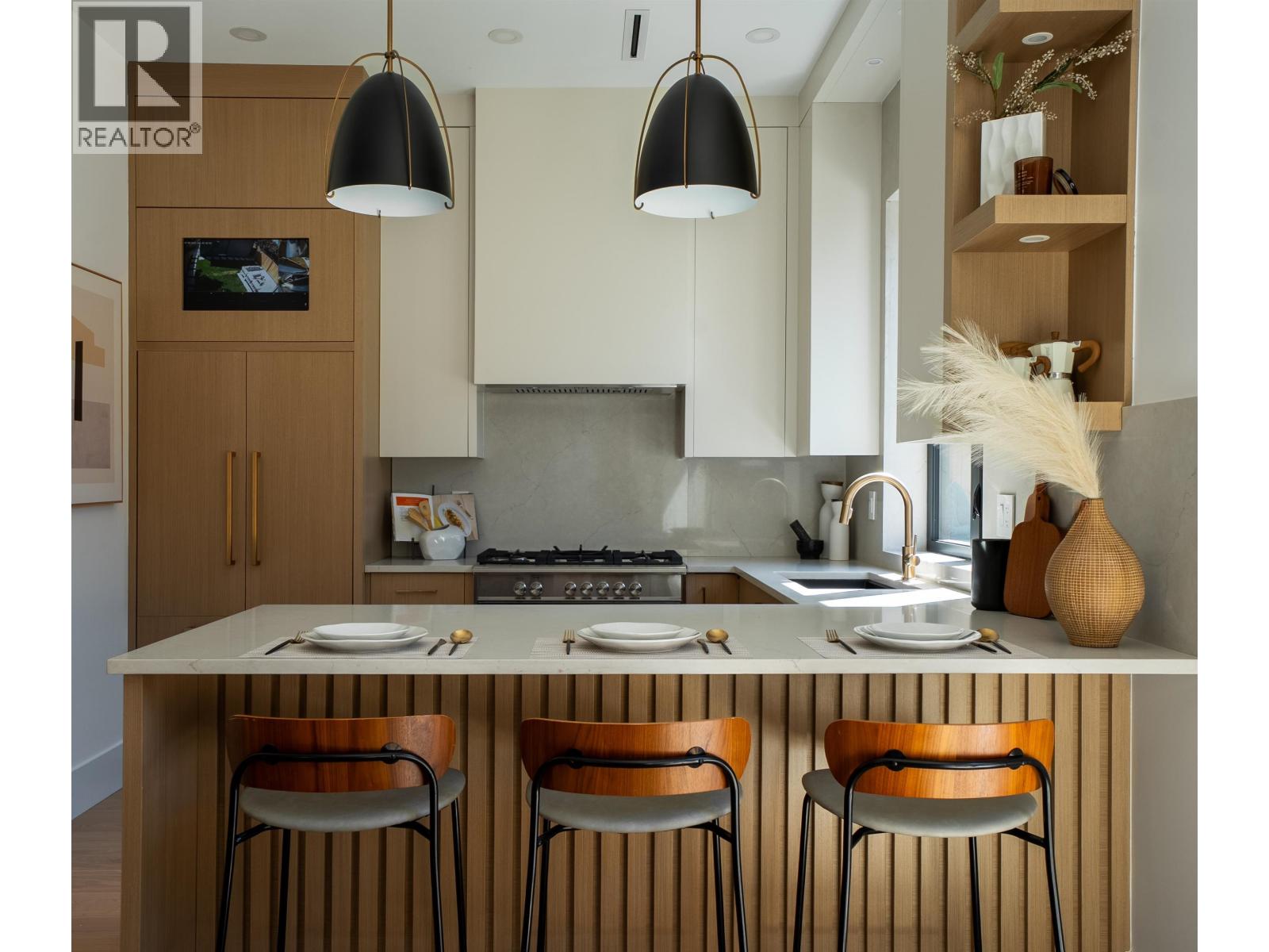 2 356 E 40th Avenue, Vancouver, British Columbia  V5W 1L9 - Photo 2 - R3069298