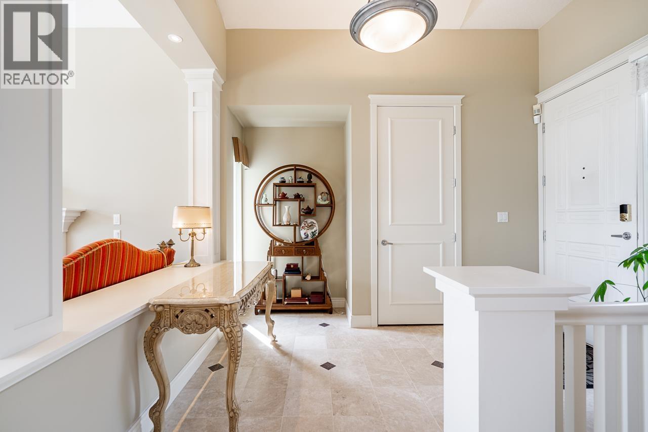 4918 Edendale Lane, West Vancouver, British Columbia  V7W 3H7 - Photo 2 - R3069288