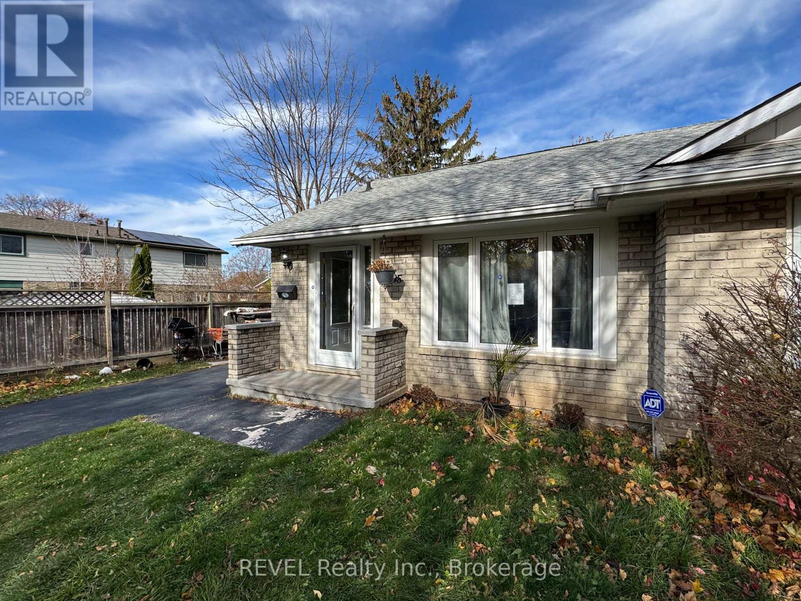 95 HILL PARK LANE, St. Catharines, Ontario