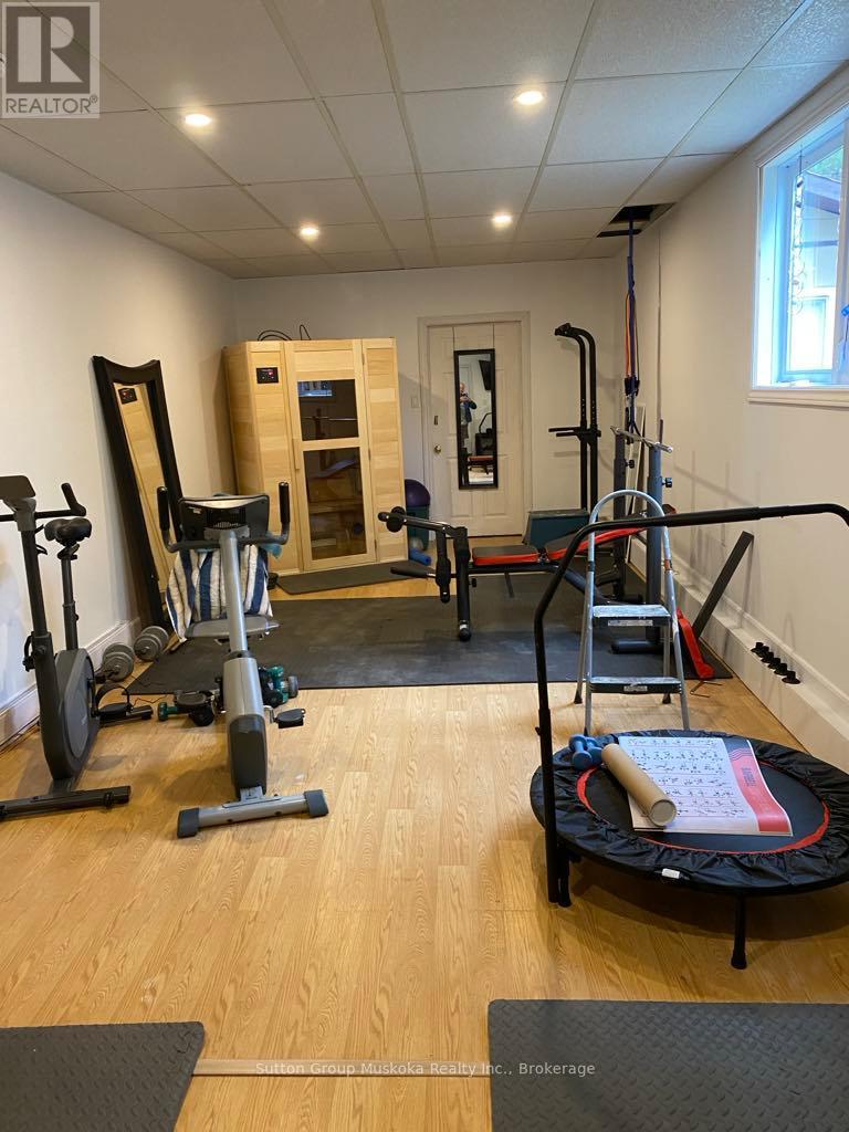 2831 Highway 60 Highway, Lake Of Bays, Ontario P0A 1H0 - Photo 27 - X12083903