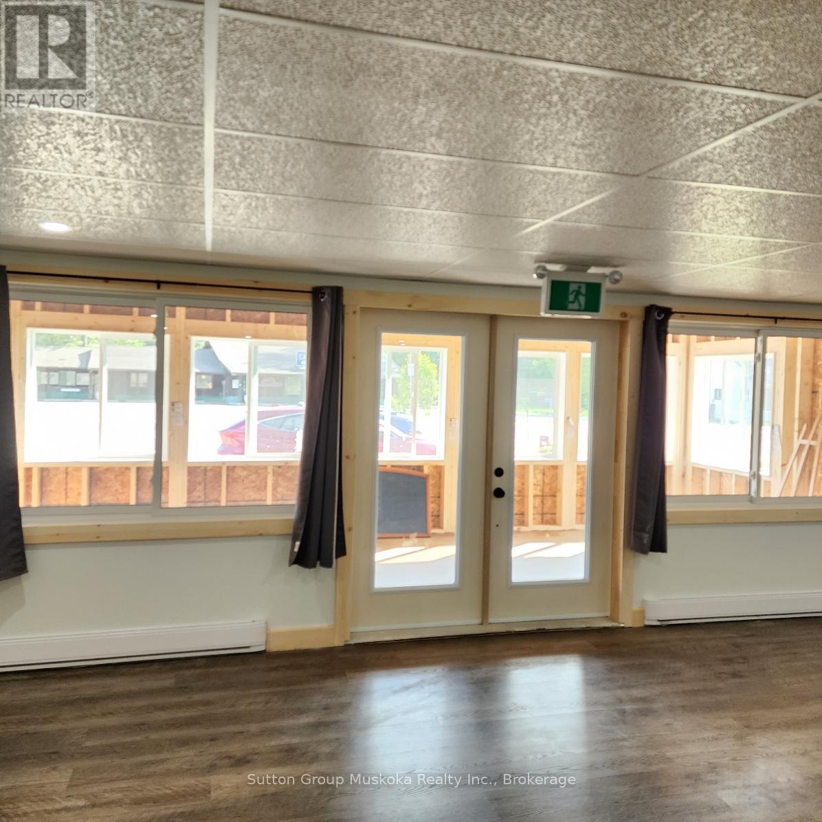 2831 Highway 60 Highway, Lake Of Bays, Ontario P0A 1H0 - Photo 5 - X12083903