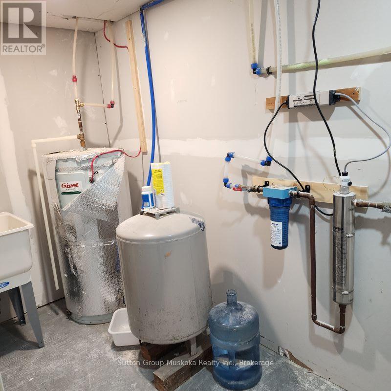 2831 Highway 60 Highway, Lake Of Bays, Ontario P0A 1H0 - Photo 35 - X12083903