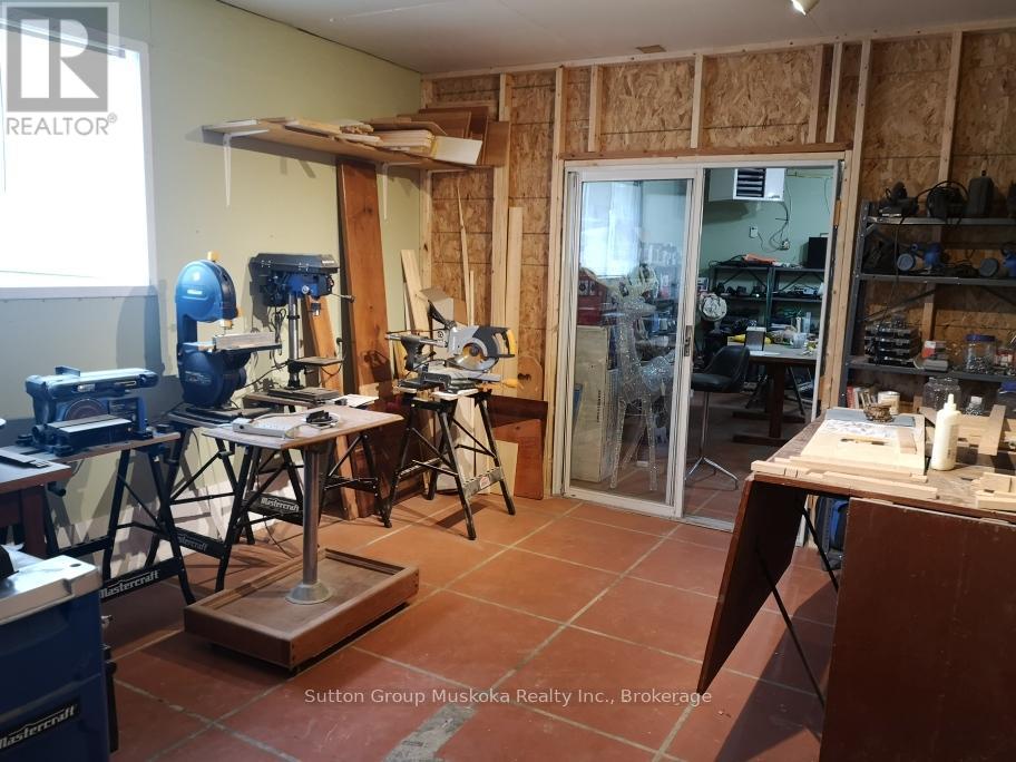 2831 Highway 60 Highway, Lake Of Bays, Ontario P0A 1H0 - Photo 24 - X12097700