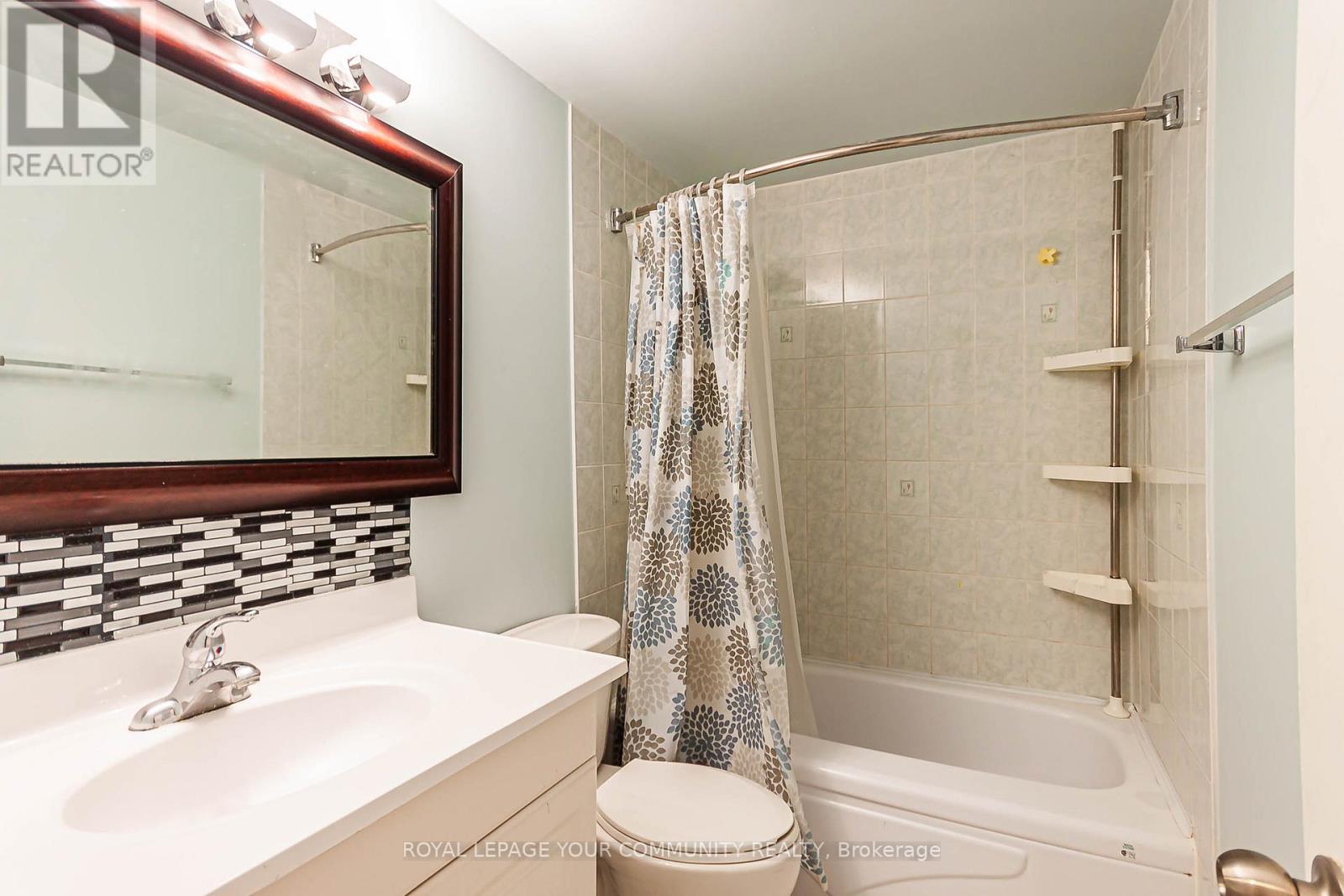 22 - 189 Springhead Gardens, Richmond Hill, Ontario  L4C 5C7 - Photo 10 - N12567194