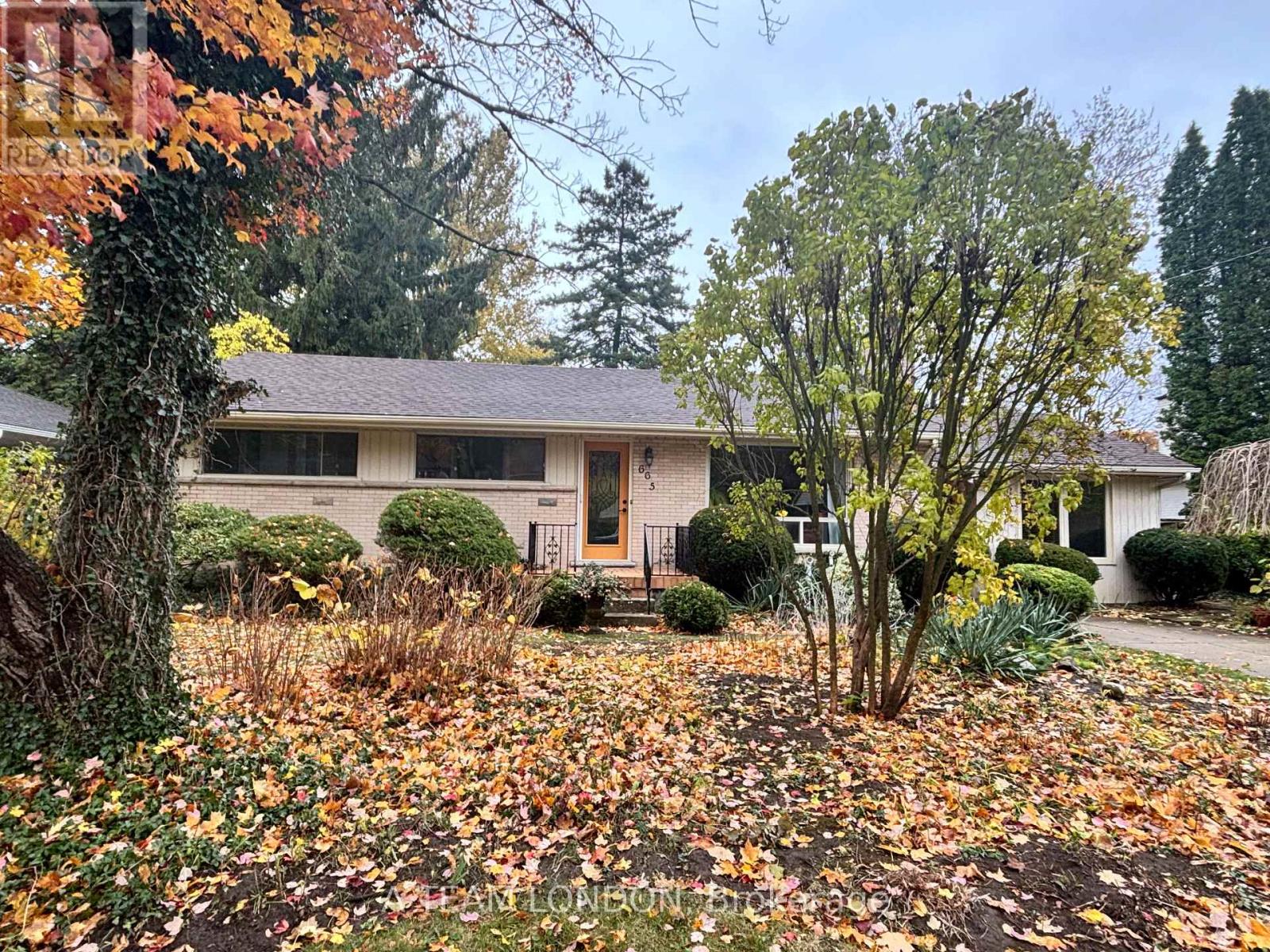 665 Kildare Road, London North, Ontario  N6H 3J1 - Photo 3 - X12475394