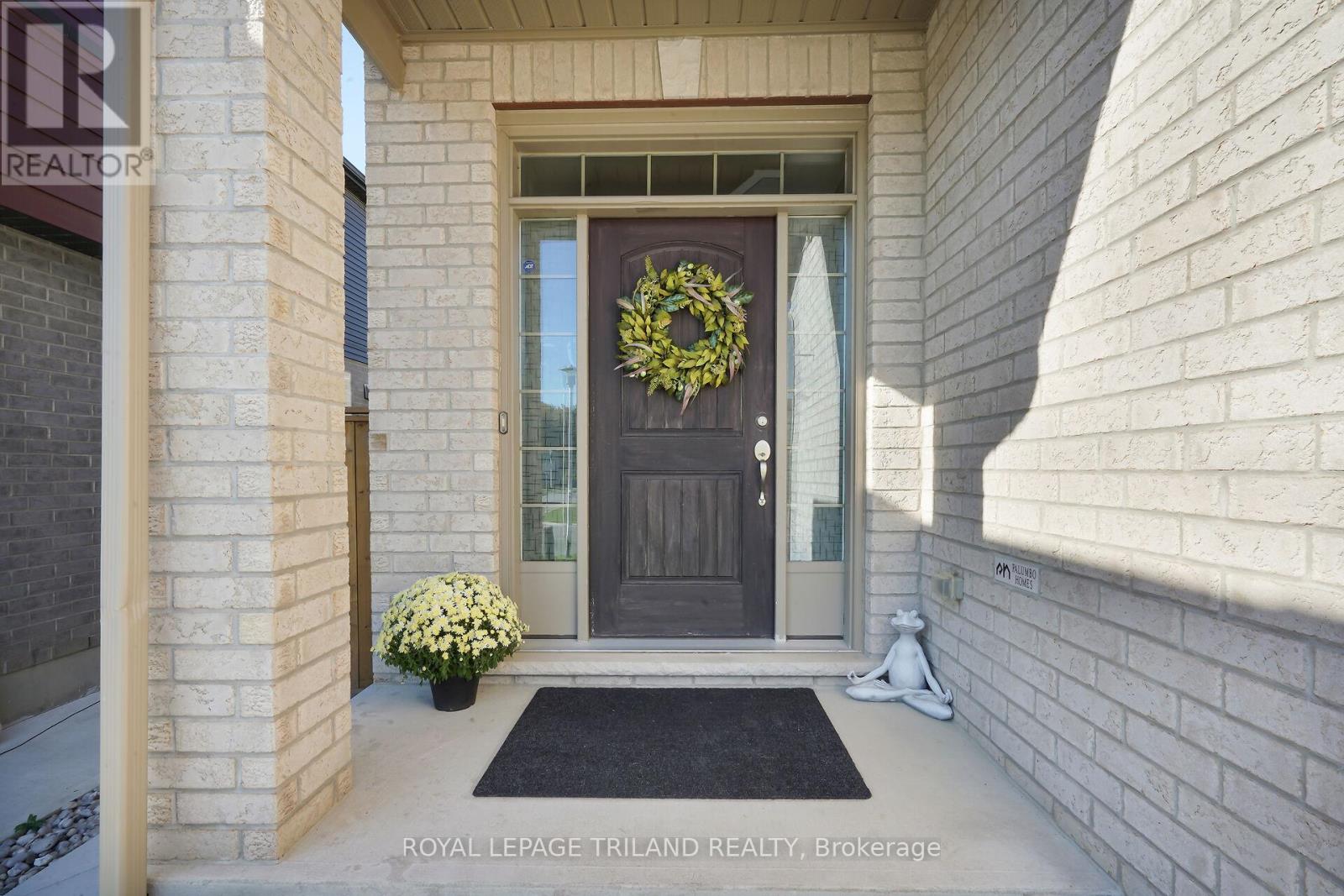 521 Sophia Crescent, London North, Ontario  N6H 5L4 - Photo 3 - X12462876