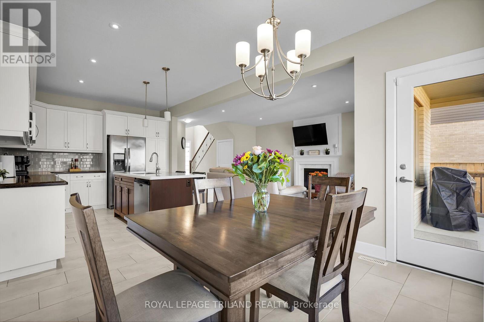 521 Sophia Crescent, London North, Ontario  N6H 5L4 - Photo 16 - X12462876