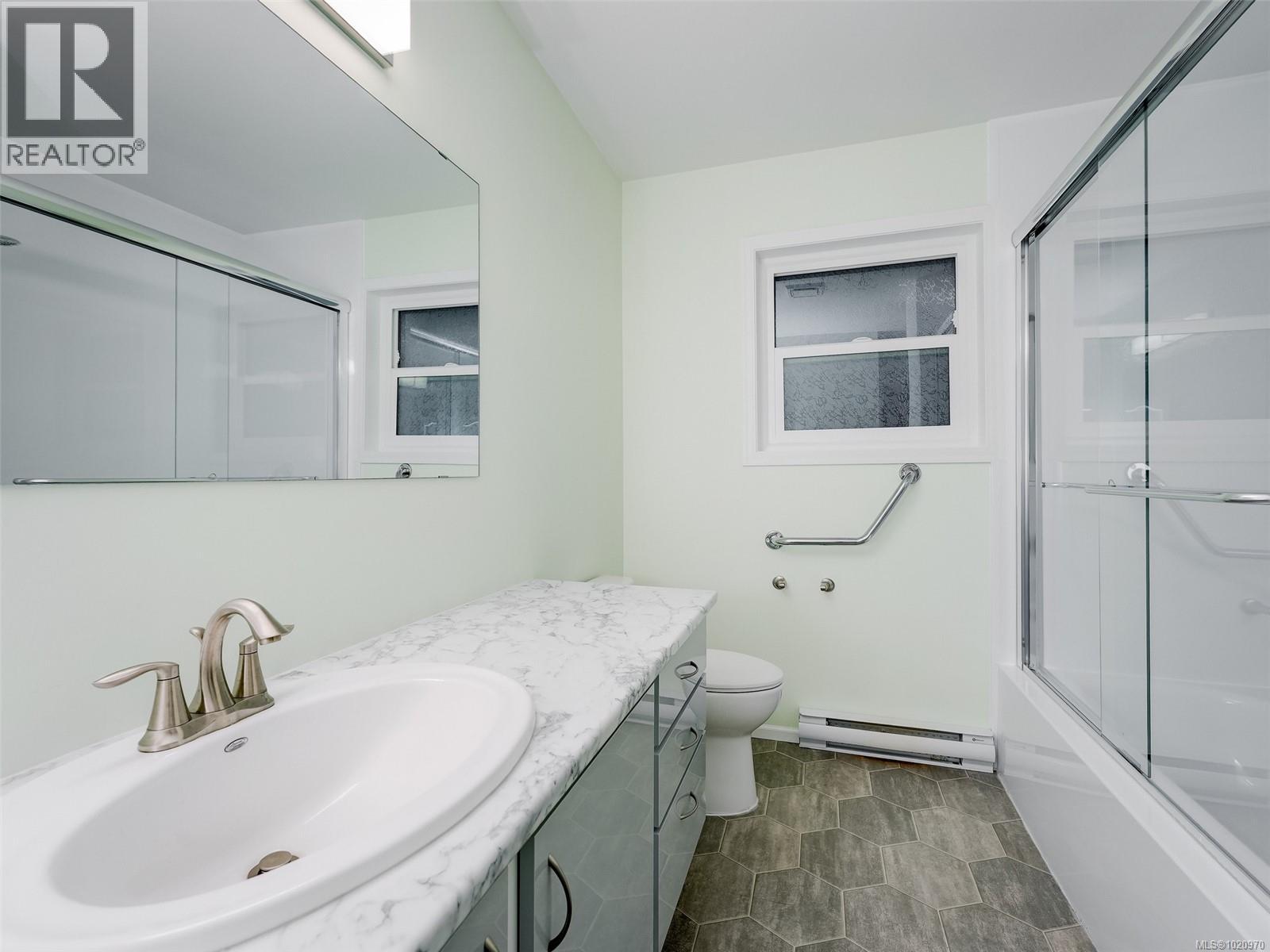 4220 Wakefield Pl, Saanich, British Columbia  V8N 6E5 - Photo 24 - 1020970