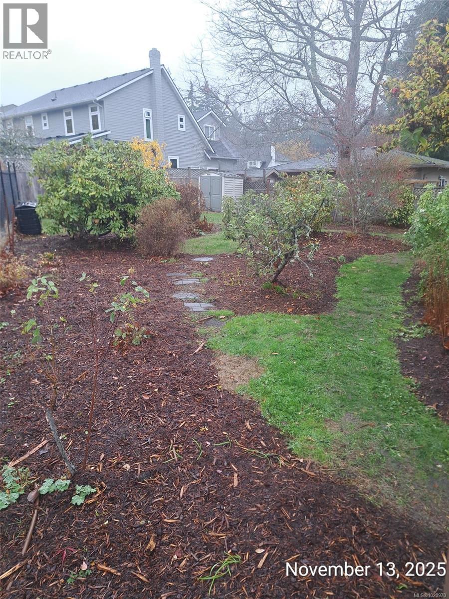 4220 Wakefield Pl, Saanich, British Columbia  V8N 6E5 - Photo 34 - 1020970