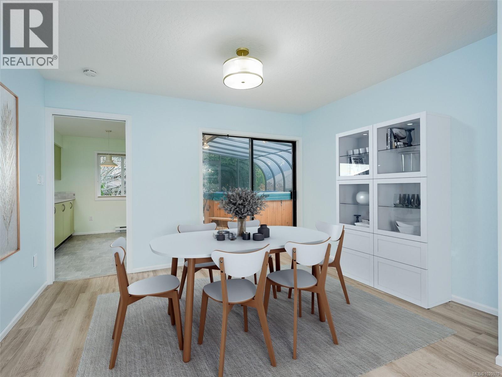 4220 Wakefield Pl, Saanich, British Columbia  V8N 6E5 - Photo 4 - 1020970