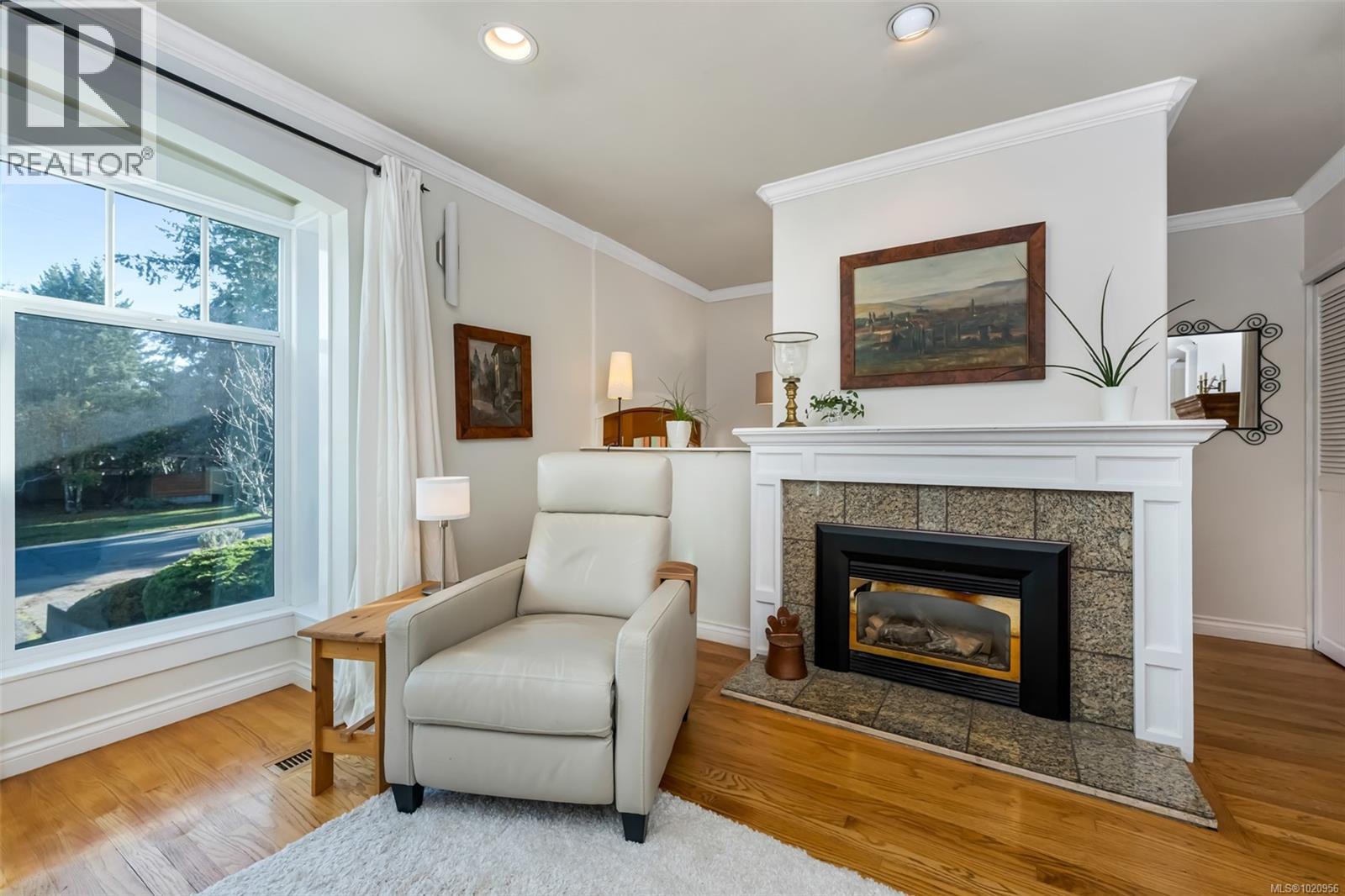 4386 Chartwell Dr, Saanich, British Columbia  V8N 2R3 - Photo 11 - 1020956