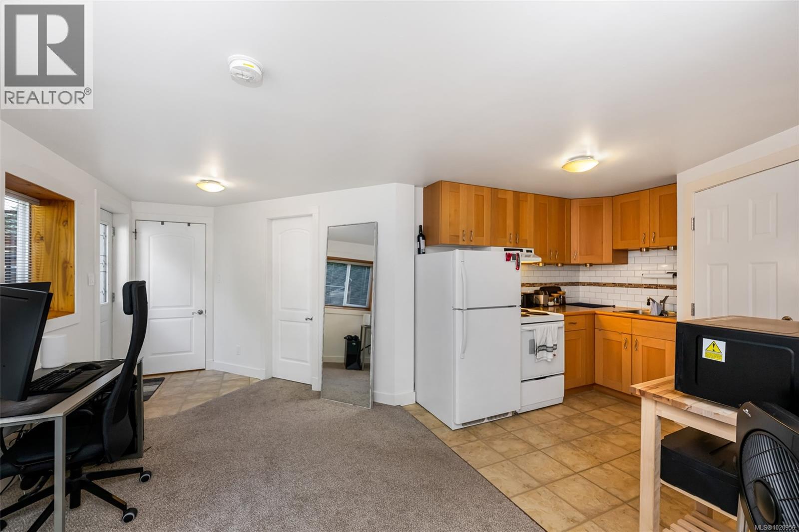 4386 Chartwell Dr, Saanich, British Columbia  V8N 2R3 - Photo 38 - 1020956