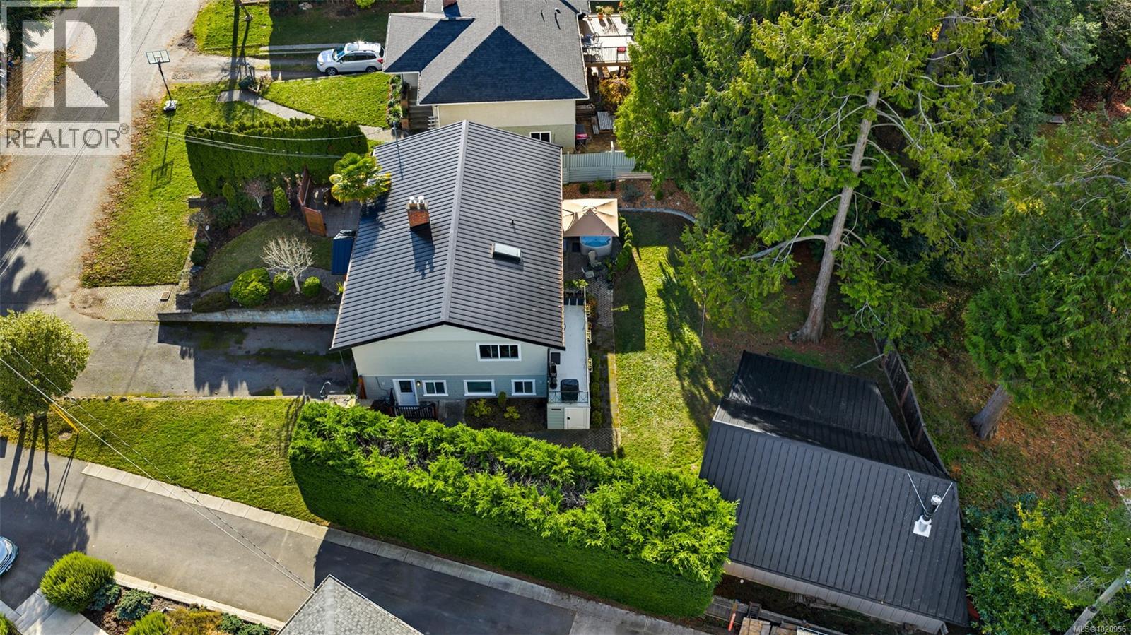 4386 Chartwell Dr, Saanich, British Columbia  V8N 2R3 - Photo 65 - 1020956